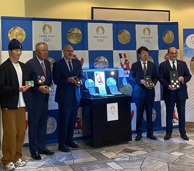 A ceremony has been held in South Korea to unveil commemorative coins dedicated to the Paris 2024 Olympics ©French Embassy