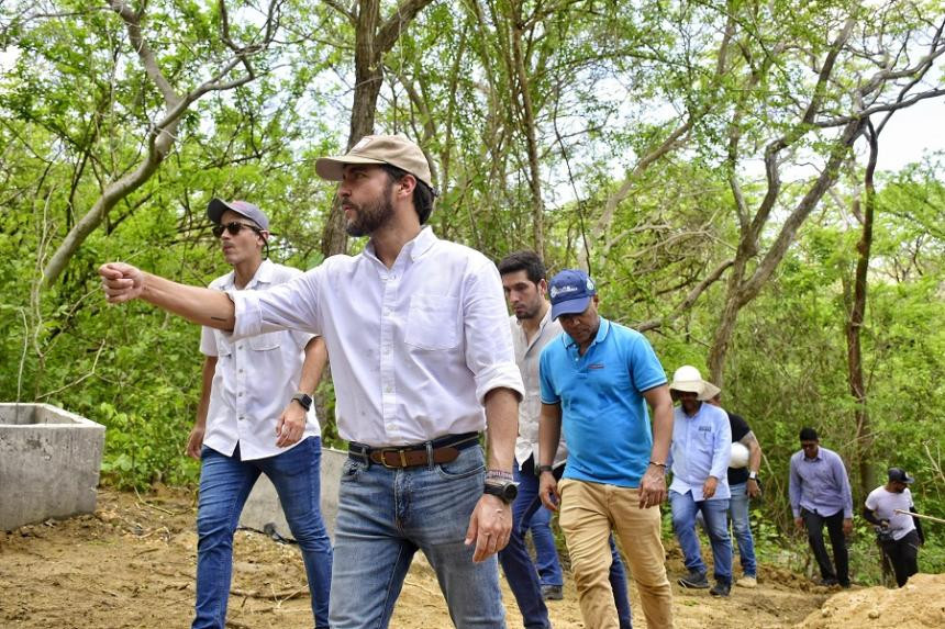 A delegation from Barranquilla's local Government inspected the Miramar Urban Forest project ©Barranquilla Mayor