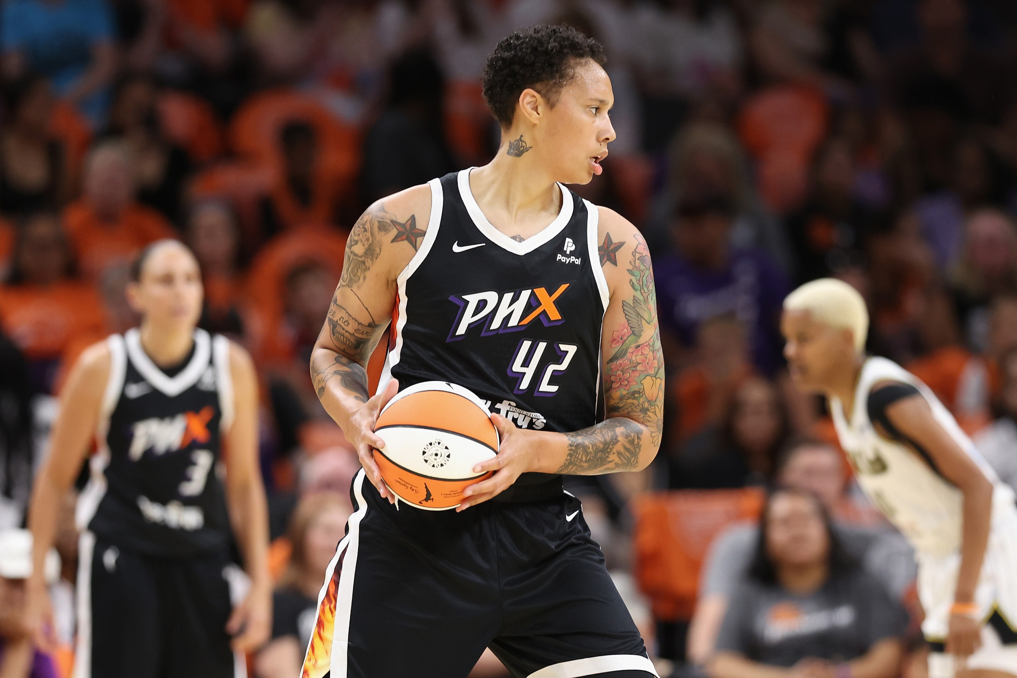 Phoenix Mercury to adjust travel arrangements after Griner confronted by "provocateur" at airport