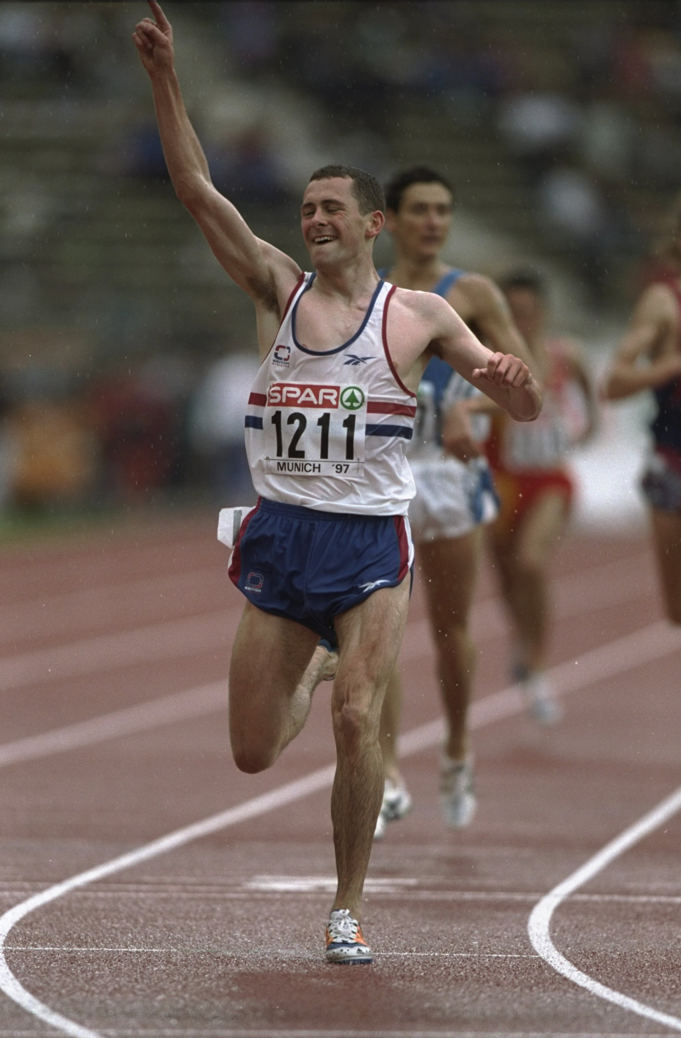 Robert Hough's surprise victory in the 3,000m steeplechase at the 1997 European Cup in Munich was the perfect illustration of how everyone's contribution in a team competition is important ©Getty Images
