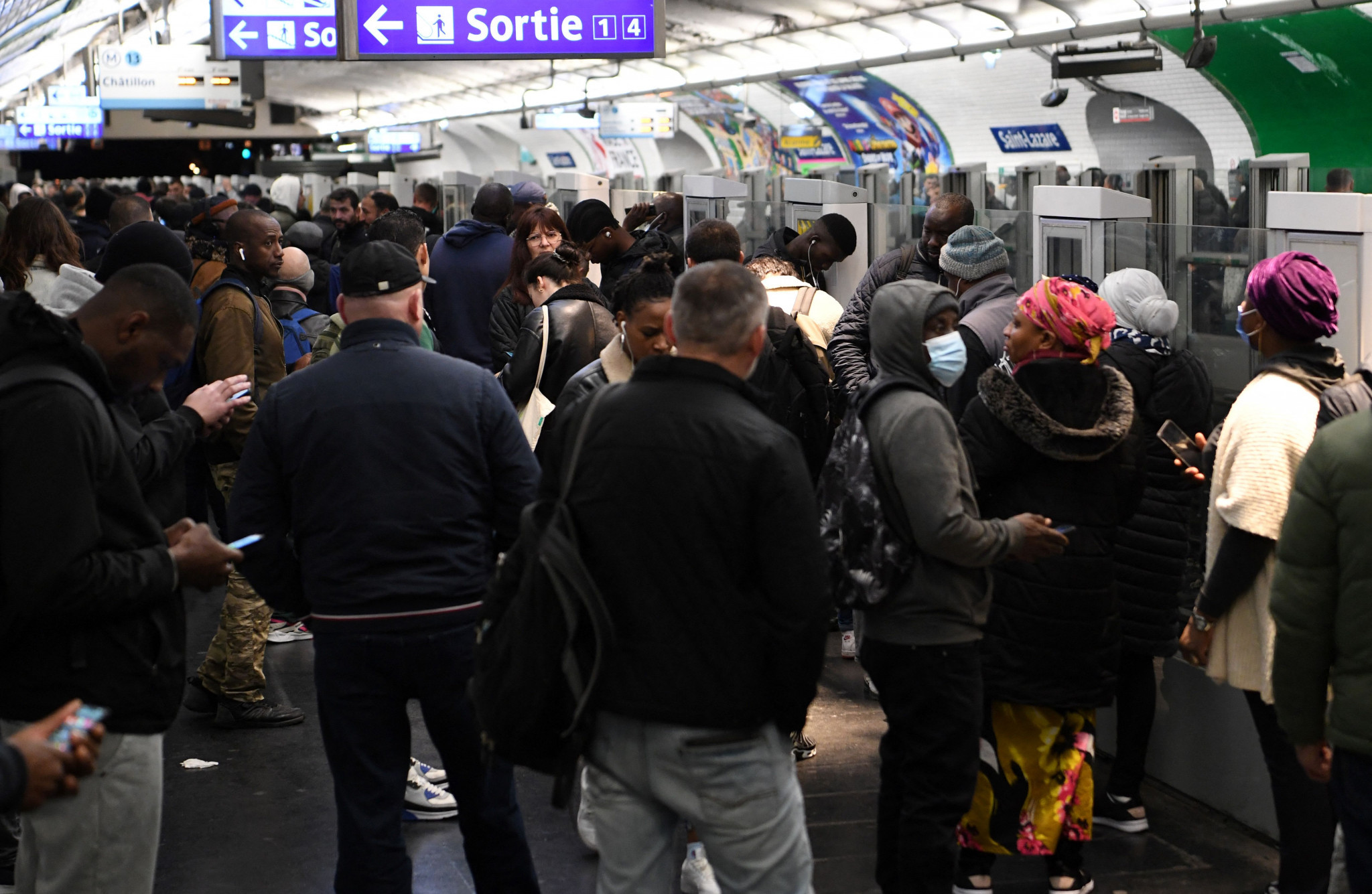 Hundreds of passengers were stuck in the Paris metro after multiple malfunctions ©Getty Images