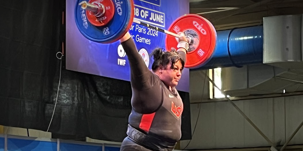 Mary Theisen Lappen came close to overtaking teammate Sarah Robles in the Paris 2024 weightlifting rankings ©Brian Oliver