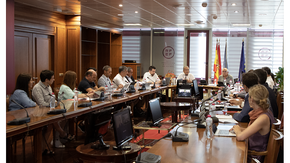 Spanish Olympic Committee takes part in meeting over country’s joint bid to host 2030 FIFA World Cup