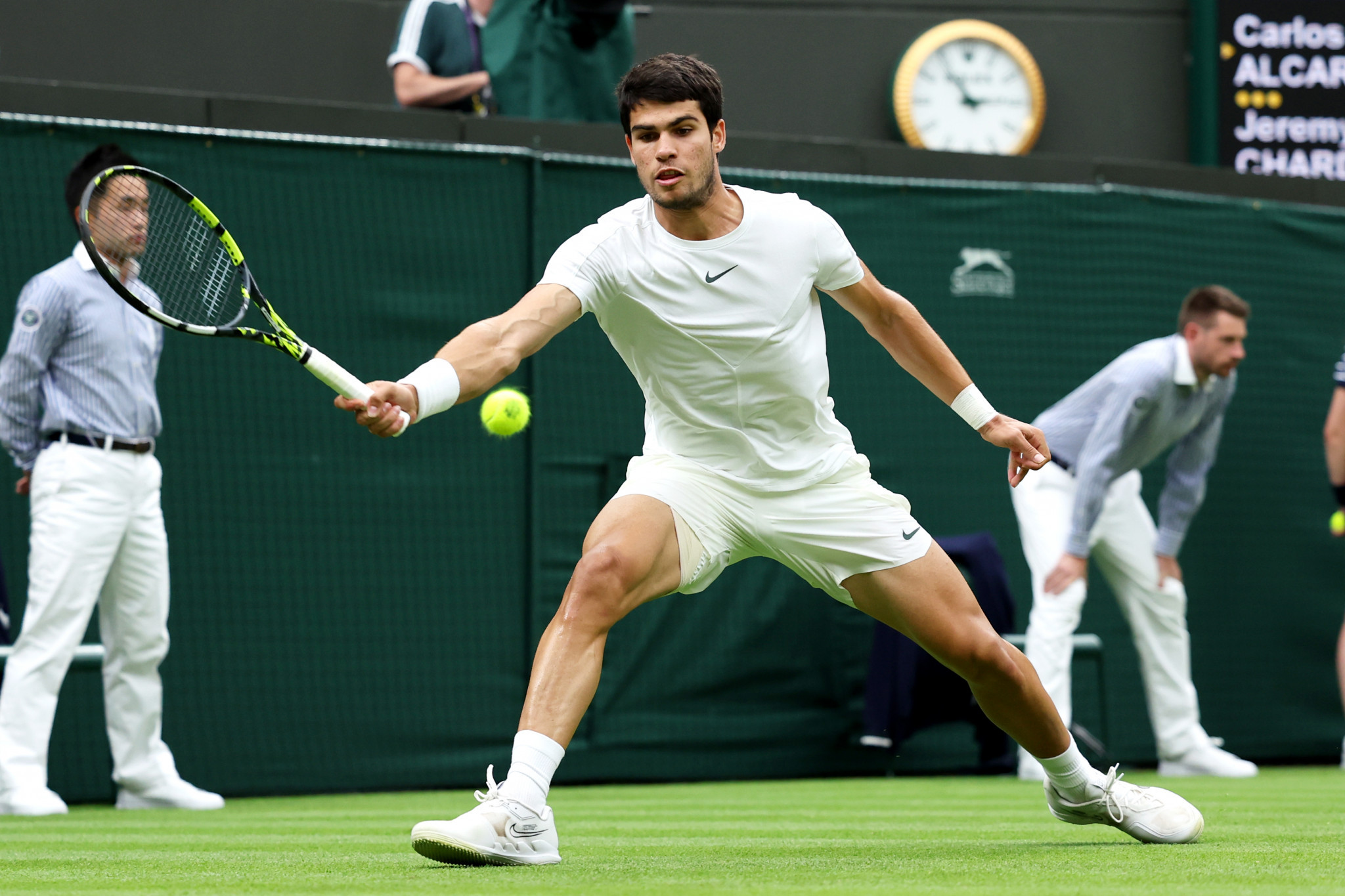 Men's top seed Carlos Alcaraz started his Wimbledon campaign with a straight sets win over Jeremy Chardy ©Getty Images 