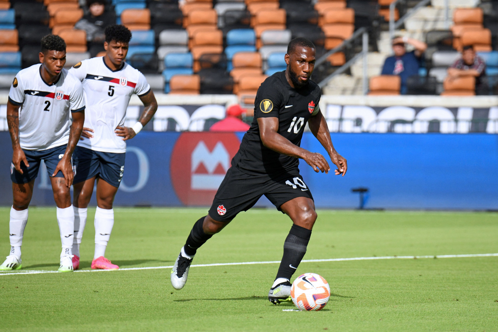 Junior Hoilett put Canada ahead with a penalty in their 4-2 win over Cuba ©Getty Images