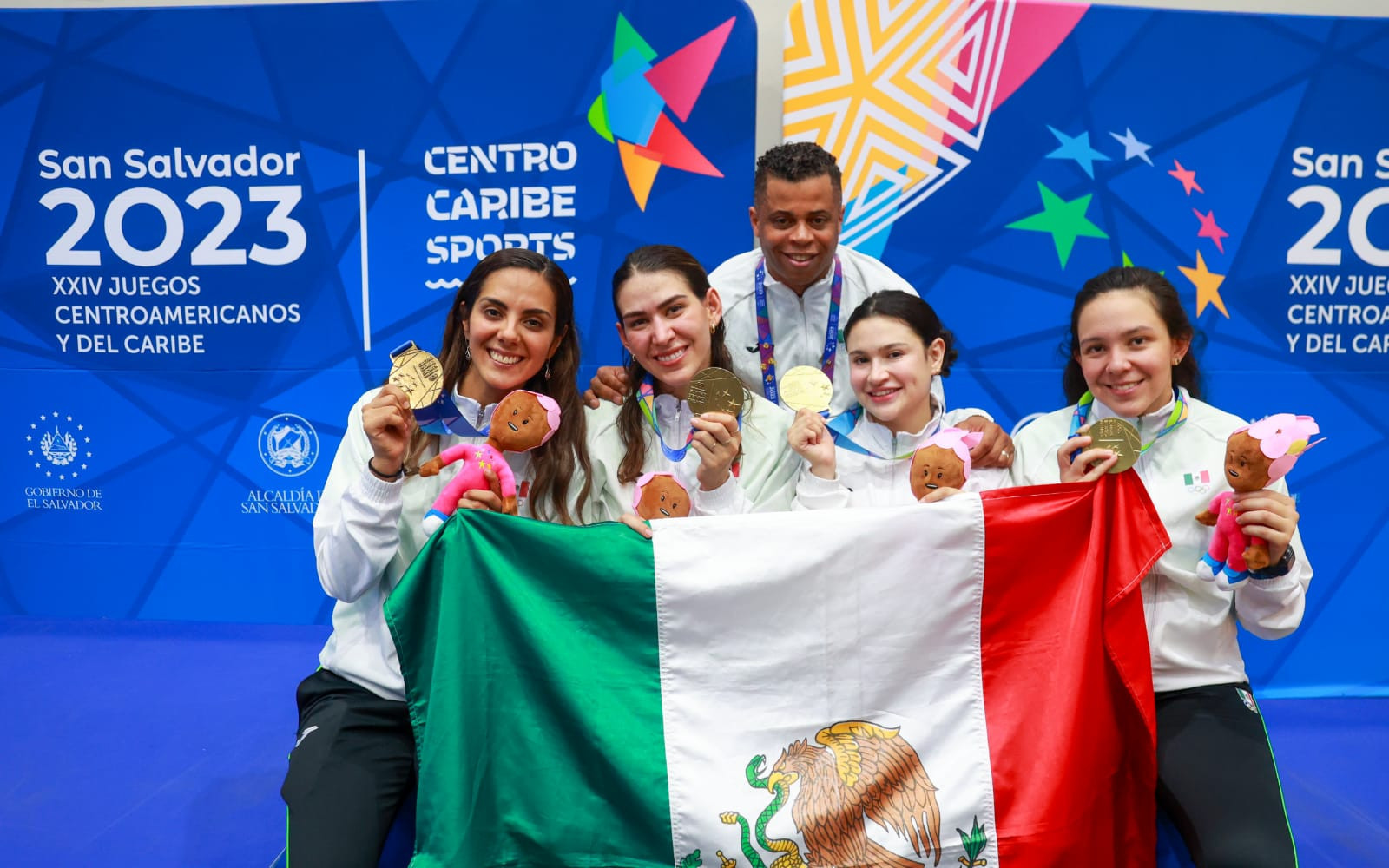 Mexico win women's foil and hockey golds to continue Central American and Caribbean Games success