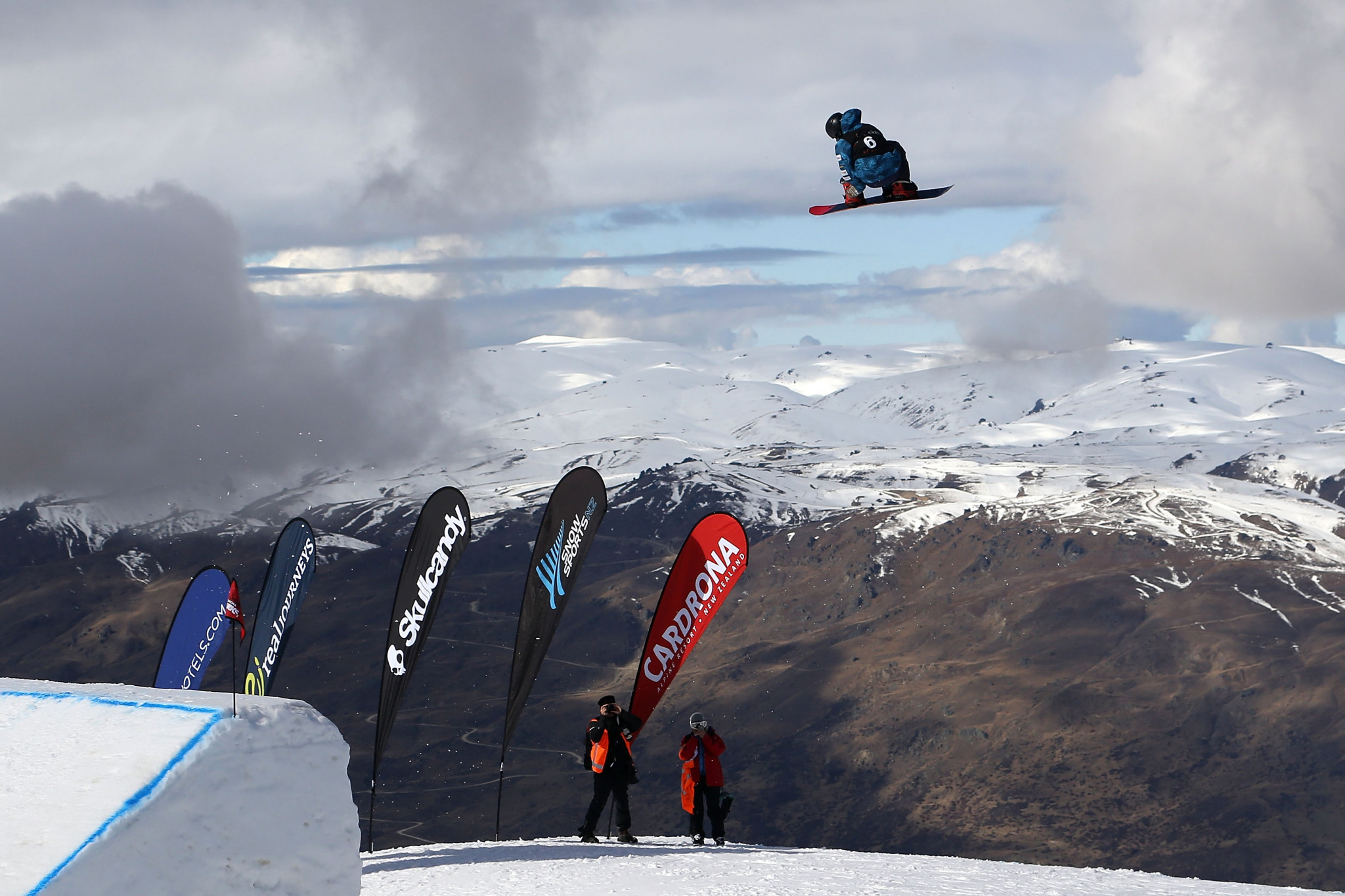 New Zealand has hosted several international snow sports events in the past and Bruce Ullrich wants it to become the first Southern Hemisphere host of the Winter Olympic Games ©Getty Images
