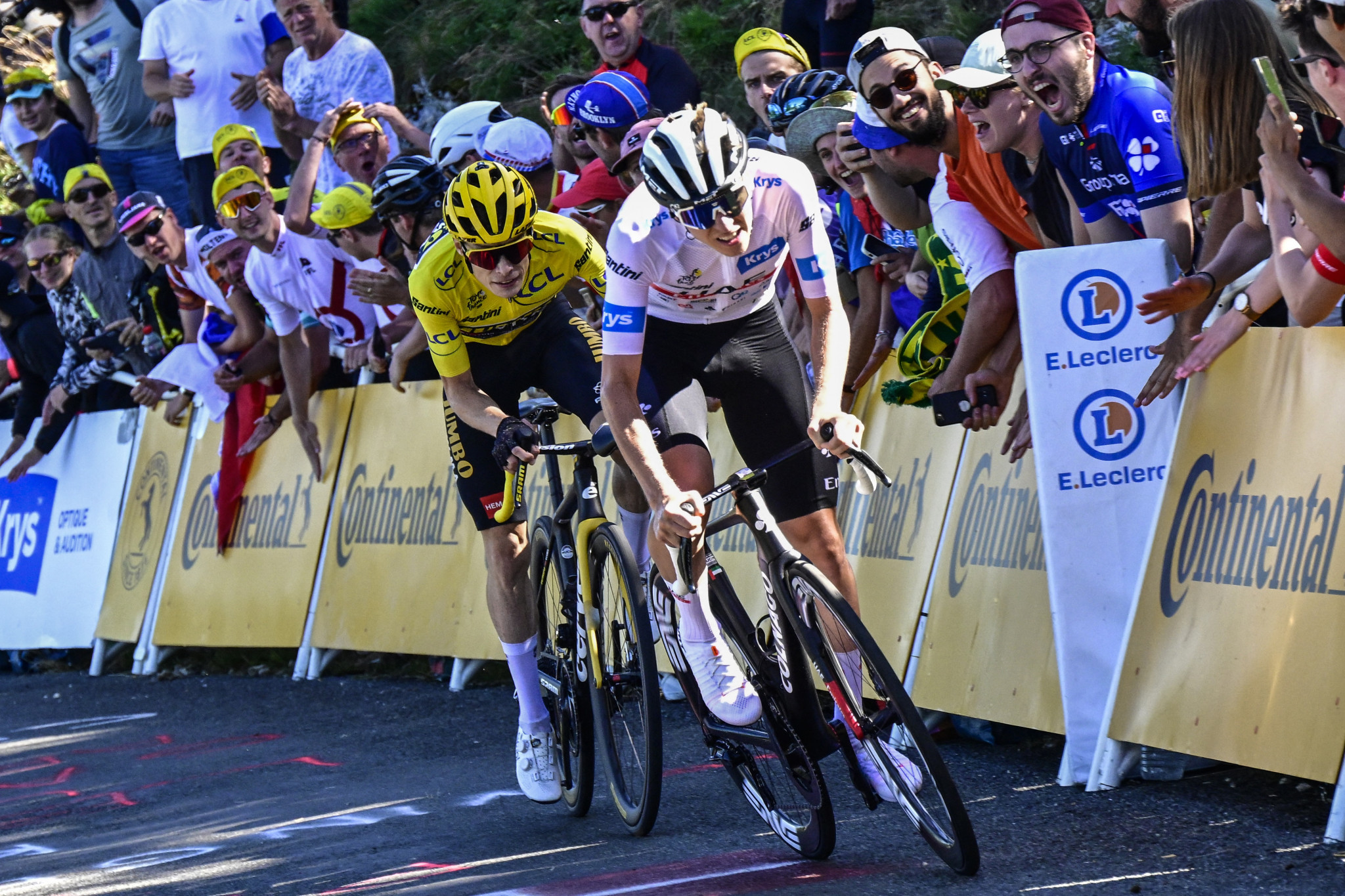 Pogačar cuts gap on leader Vingegaard with late surge on stage 13 of Tour de France