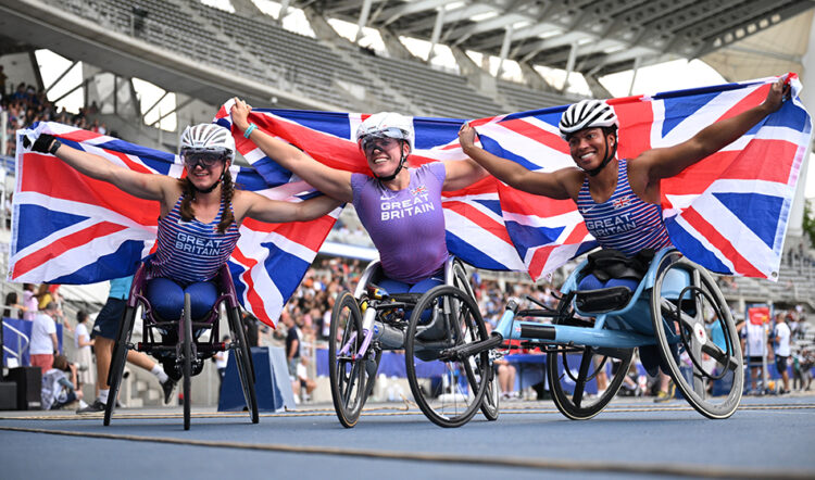 Hannah Cockcroft, centre, is among a talented group of British athletes aiming for Paralympic glory at Paris 2024 ©Getty Images 