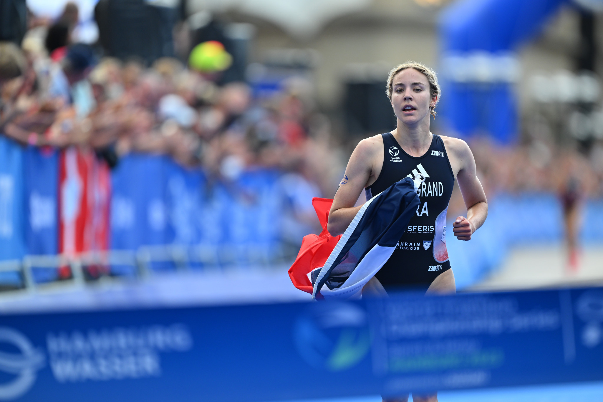 Cassandre Beaugrand then won the women's super-sprint title with a remarkable 10-second gap ahead of the rest of the field ©World Triathlon