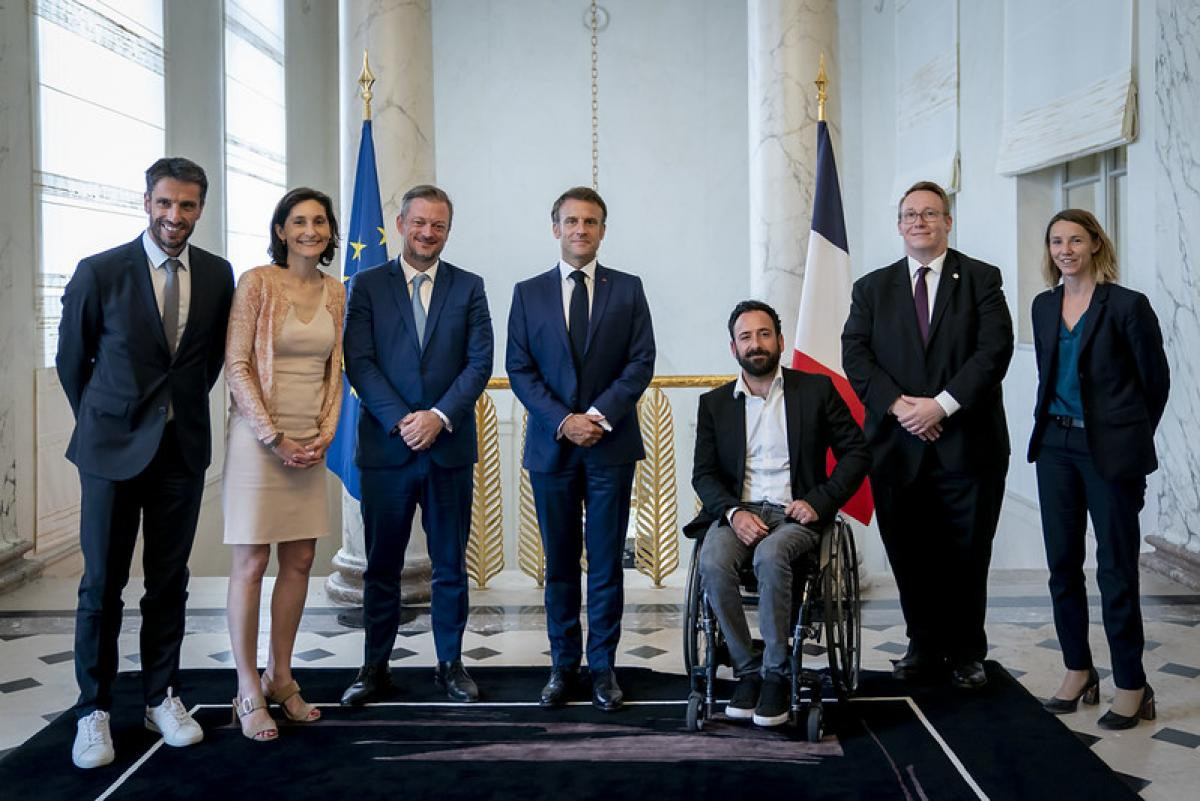 IPC President Andrew Parsons, third from right, praised the French Government in the build up to Paris 2024 ©IPC