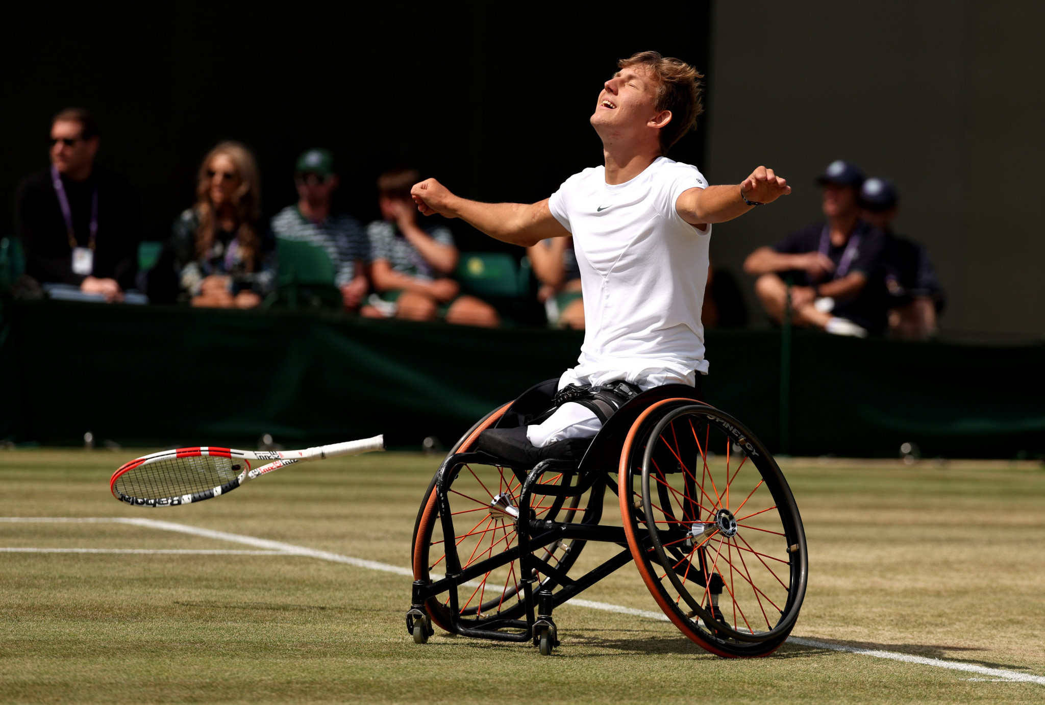 Niels Vink of The Netherlands celebrates after winning the wheelchair quad title ©Getty Images