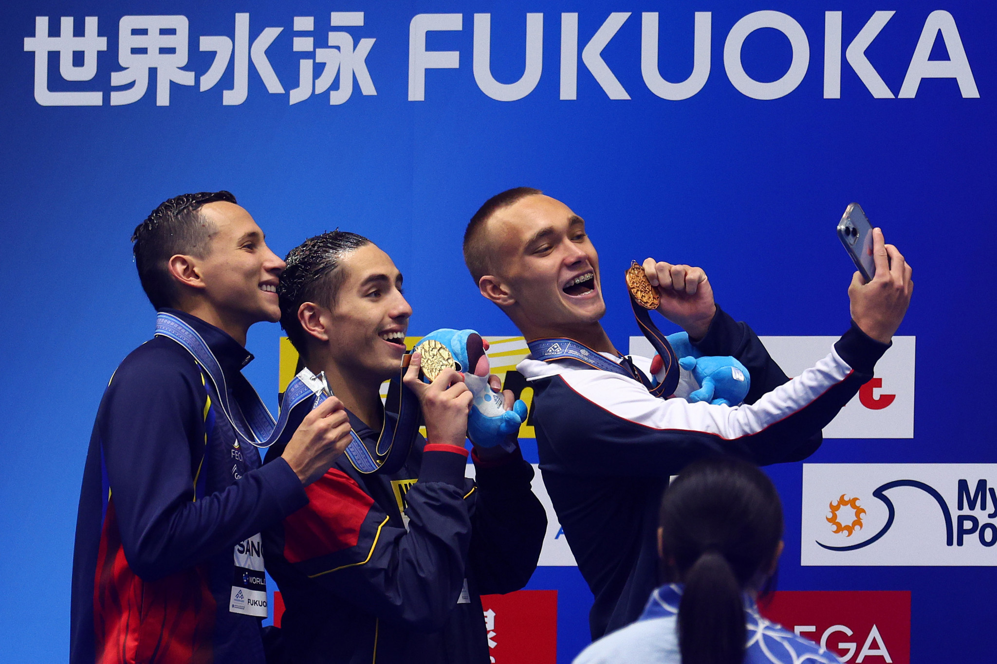 Fresh waters in artistic swimming and a familiar pattern in diving at World Aquatics Championships in Fukuoka