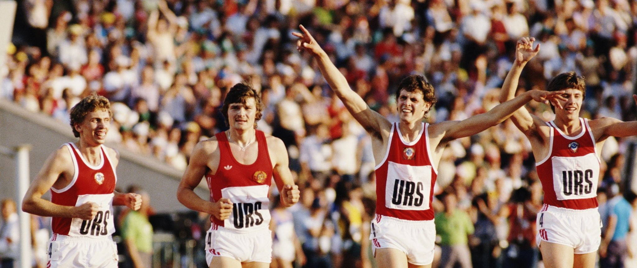 Remigius Valiulis, left, ran the opening leg as the Soviet Union beat East Germany to win the 4x400m relay at the 1980 Olympics in Moscow ©Getty Images