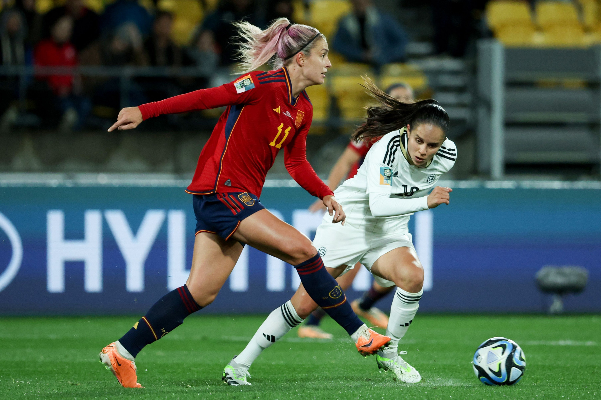 Back-to-back Best FIFA Women's Player award winner Alexia Putellas, left, missed last year's UEFA Women's European Championship for Spain with injury, but played the last 13 minutes as a substitute in Wellington ©Getty Images