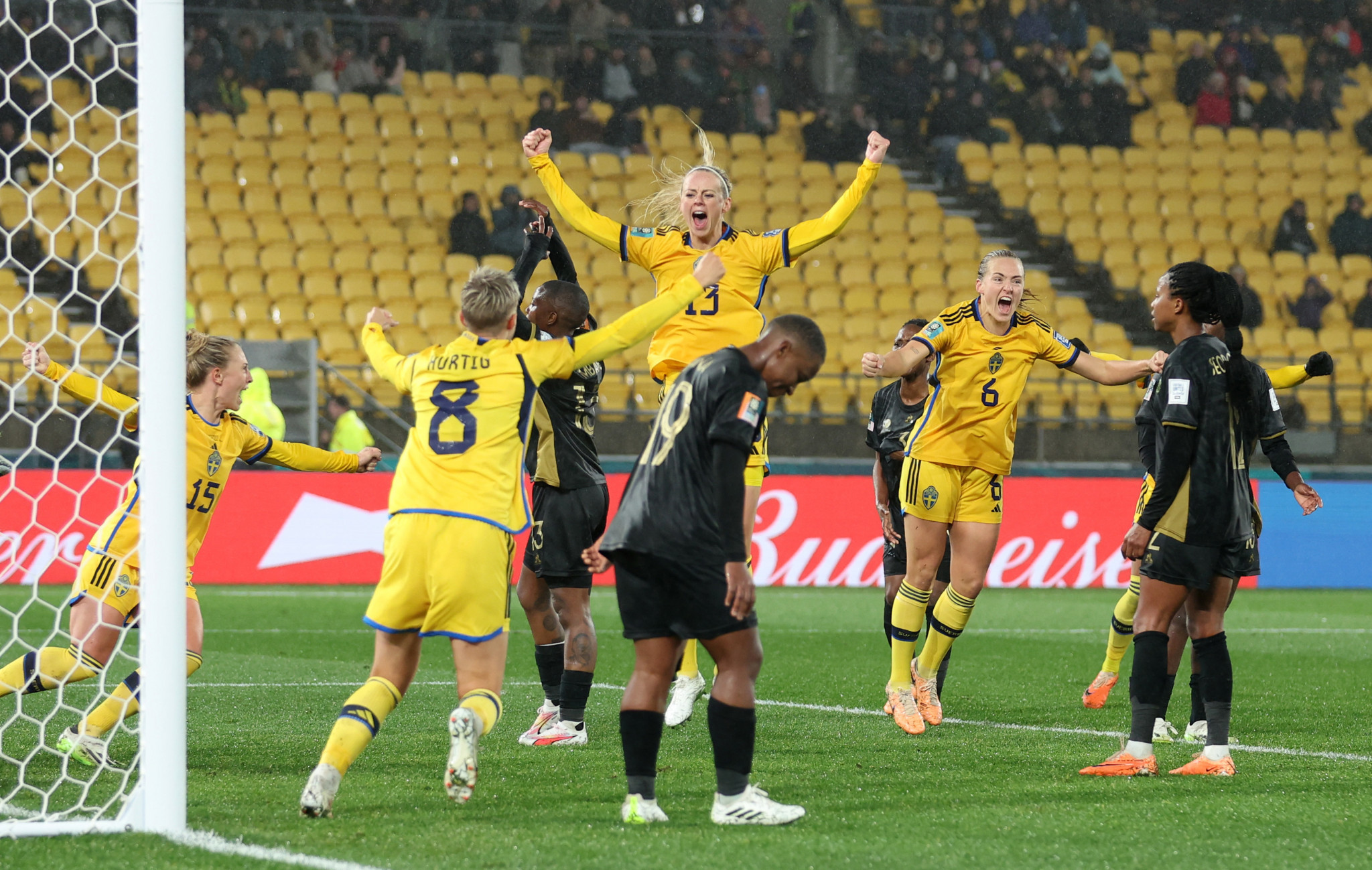 Amanda Ilestedt, centre, broke South Africa's hearts in the last minute when she headed home a corner to earn Sweden a 2-1 victory ©Getty Images