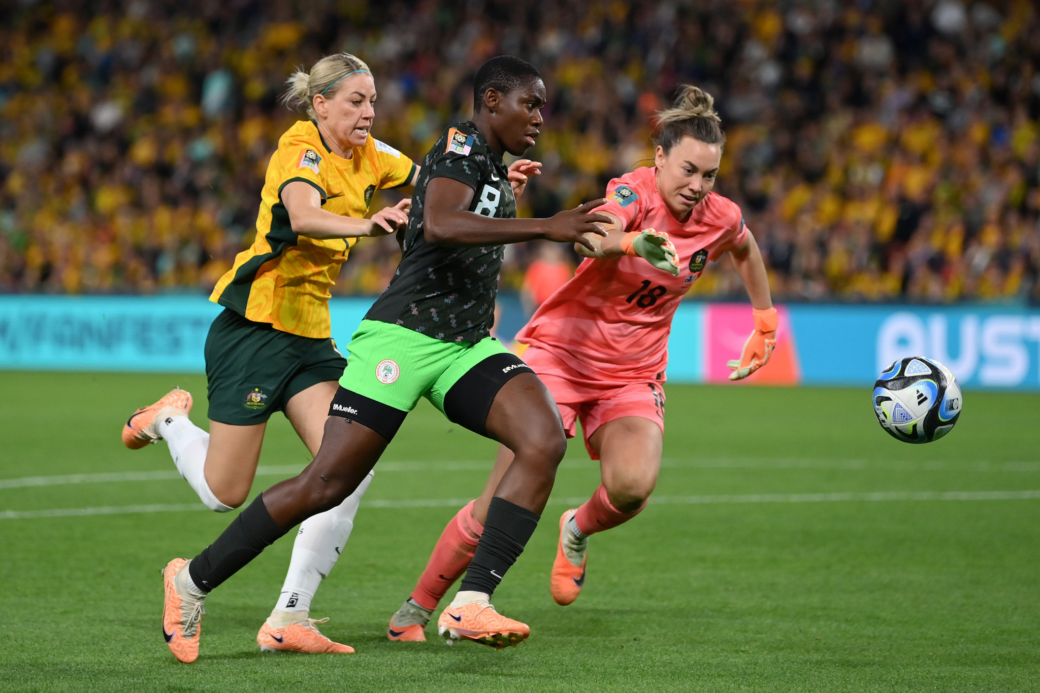 Co-hosts Australia's chances of progressing to the knockout rounds suffered a blow as they lost 3-2 to Nigeria in Brisbane ©Getty Images