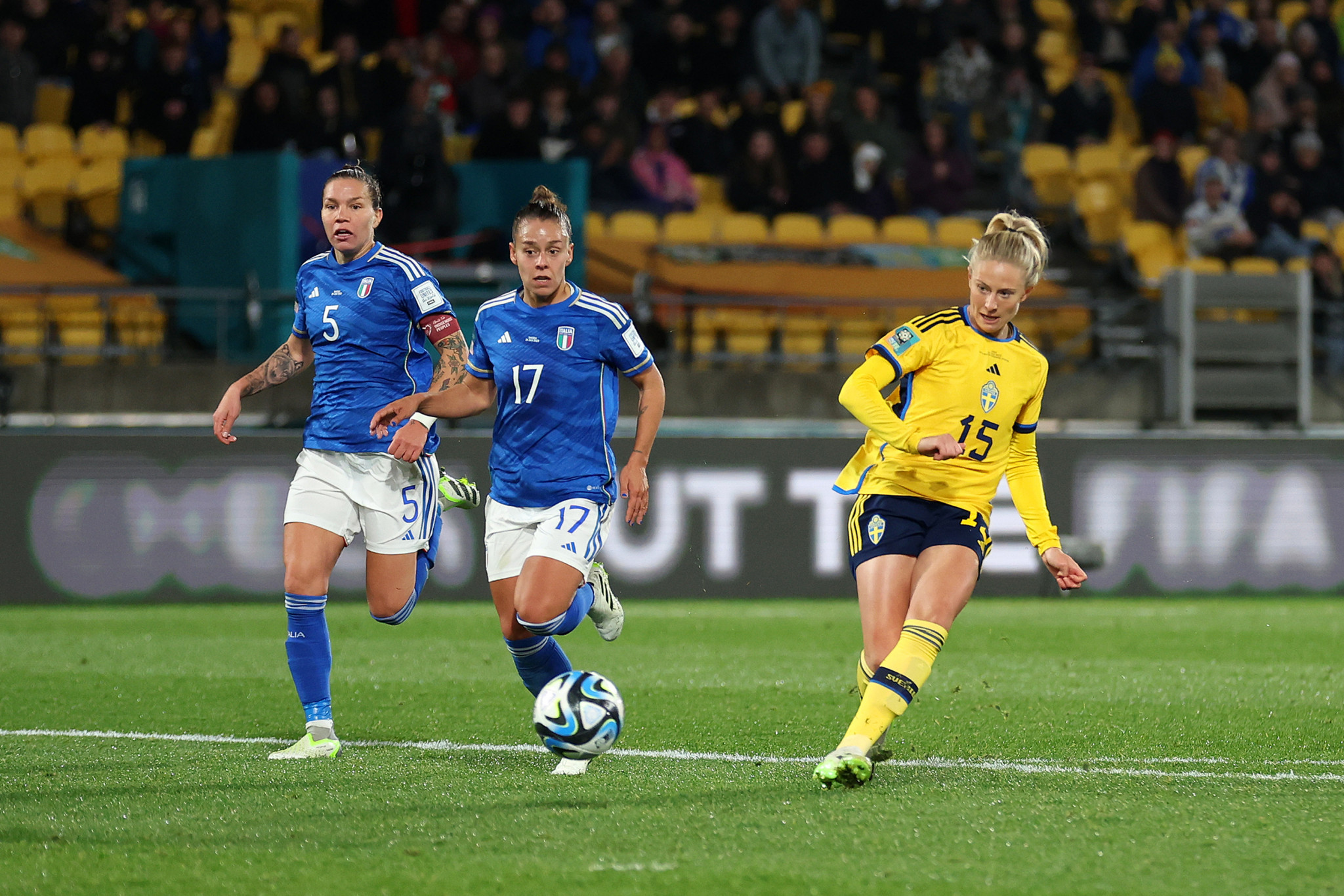 Sweden qualify for FIFA Women's World Cup last-16 as Renard nets winner for France