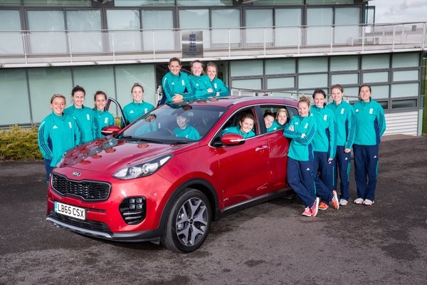 Kia Motors has extended its support of the England women’s cricket team for a further two years ©Kia Motors