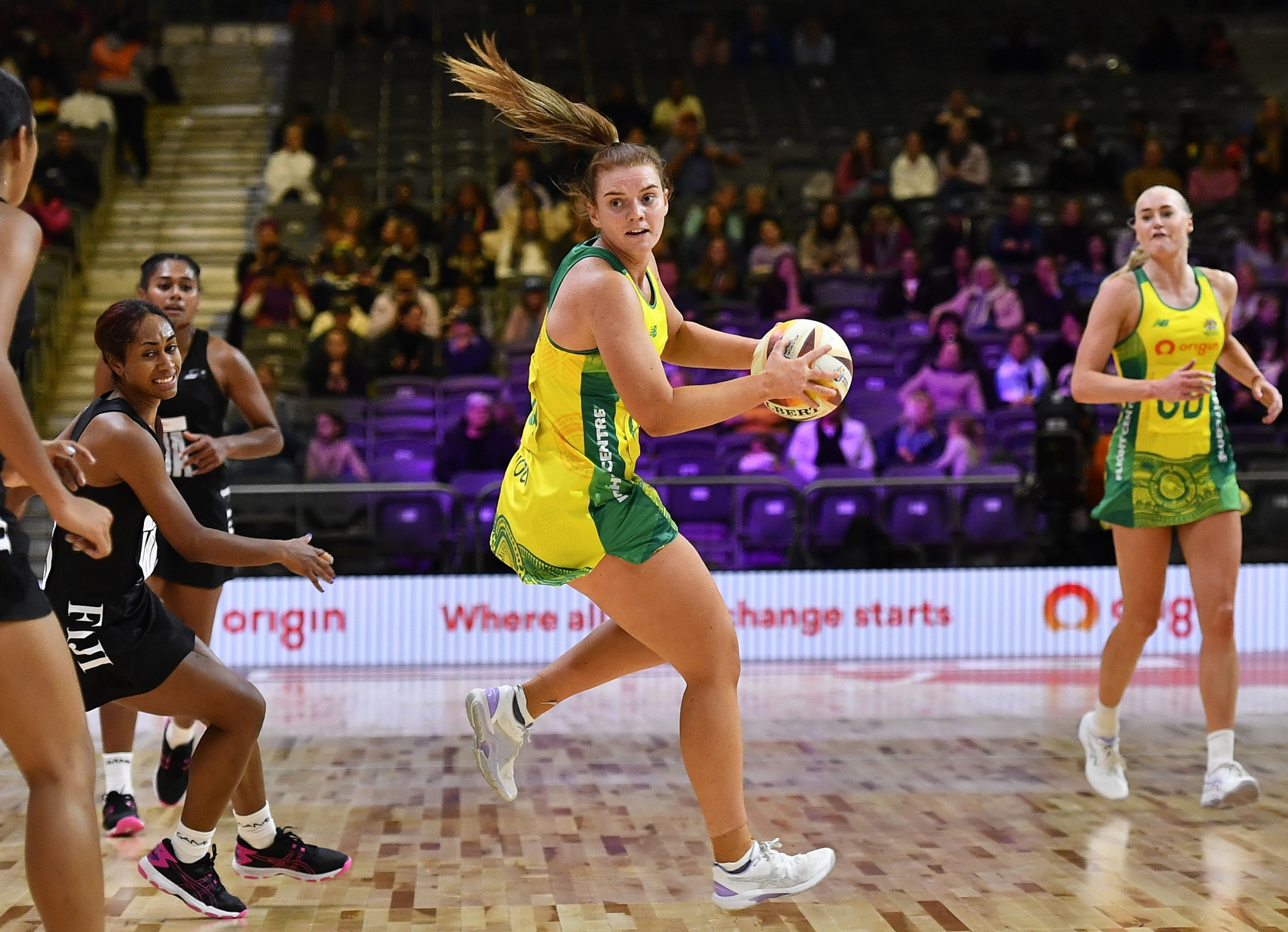 Favourites progress to second stage of Netball World Cup with perfect records