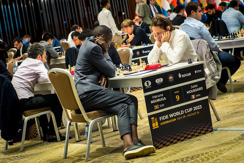 Players deep in thought and concentration at the FIDE World Cup ©FIDE/Anna Shtourman
