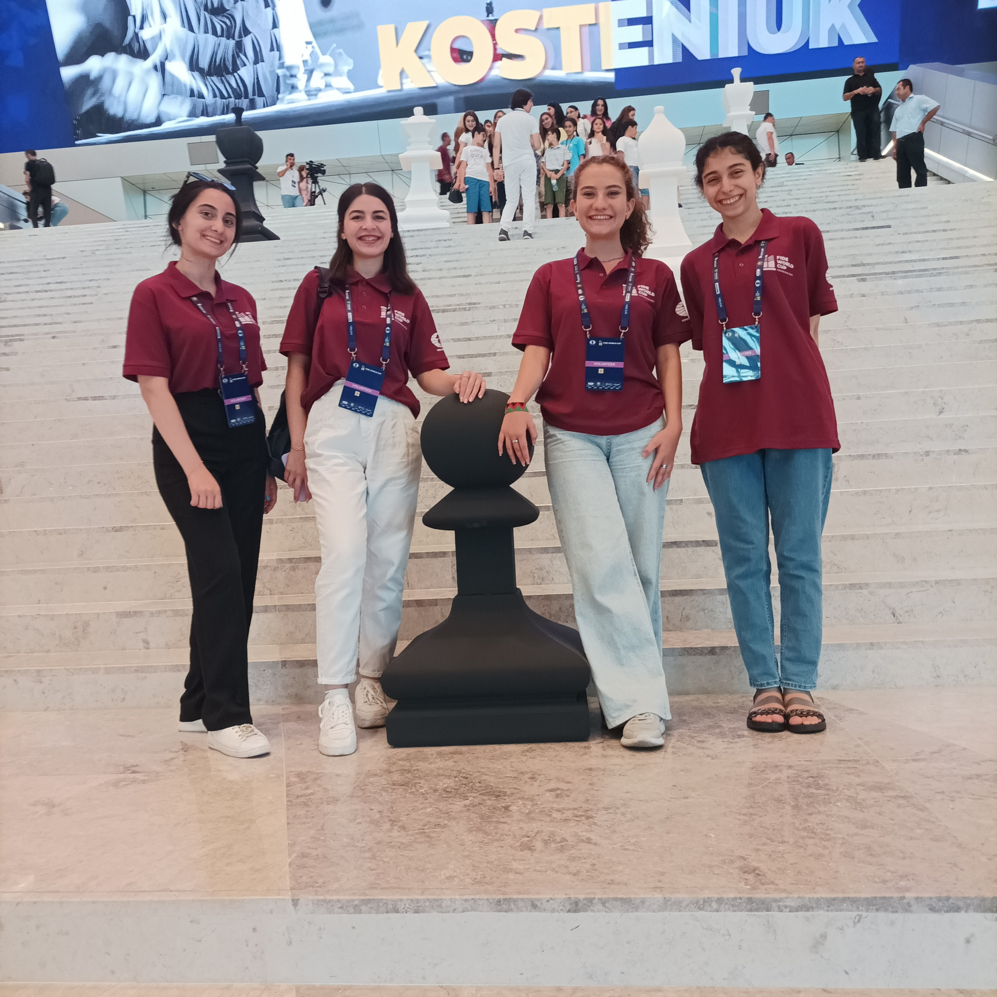Many young women were volunteers at the FIDE World Cup in Azerbaijan this week ©ITG
