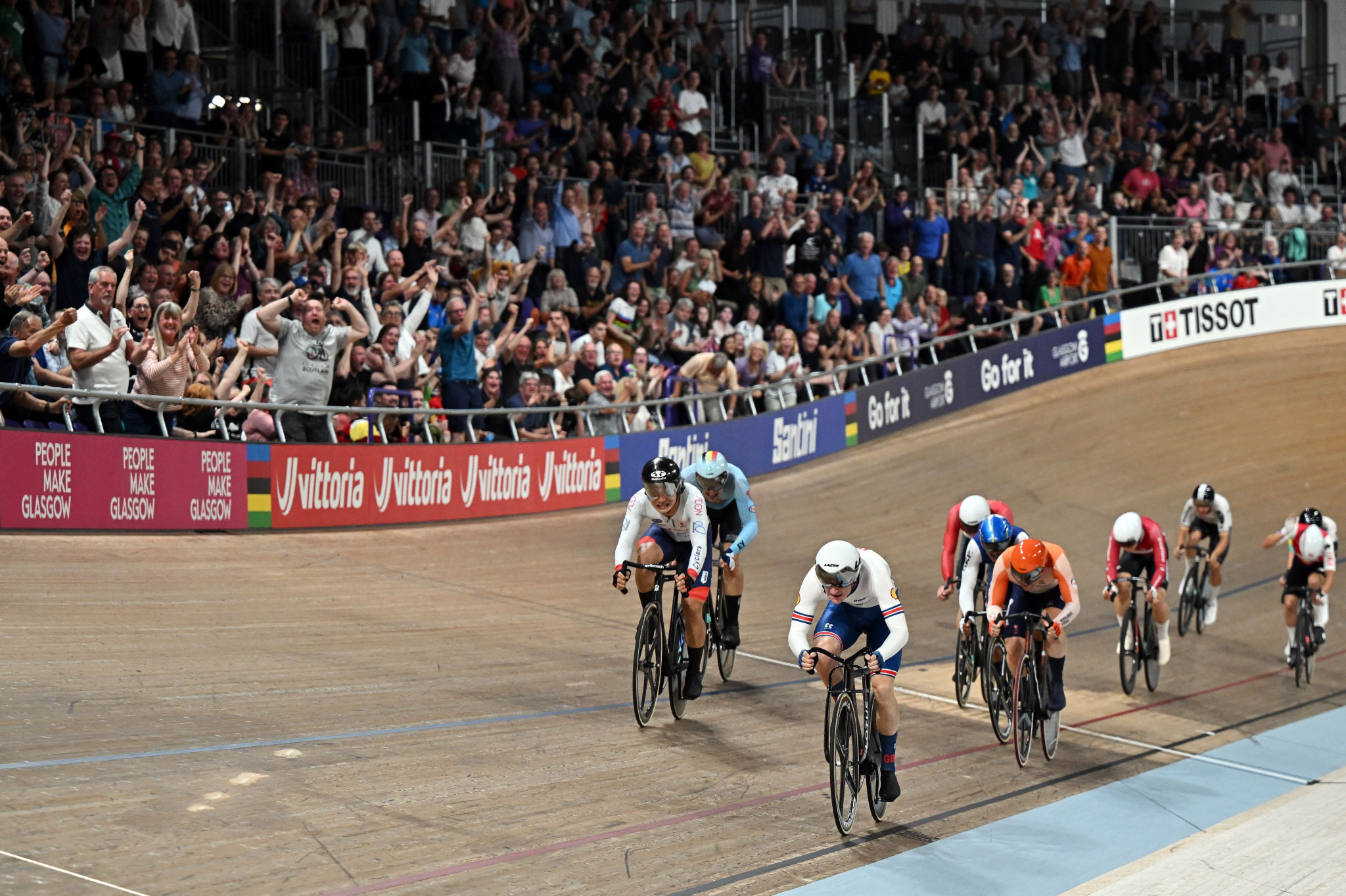 Britain's William Tidball burst out of the pack to win Britain's first gold medal of the UCI World Cycling Championships in Glasgow ©Getty Images