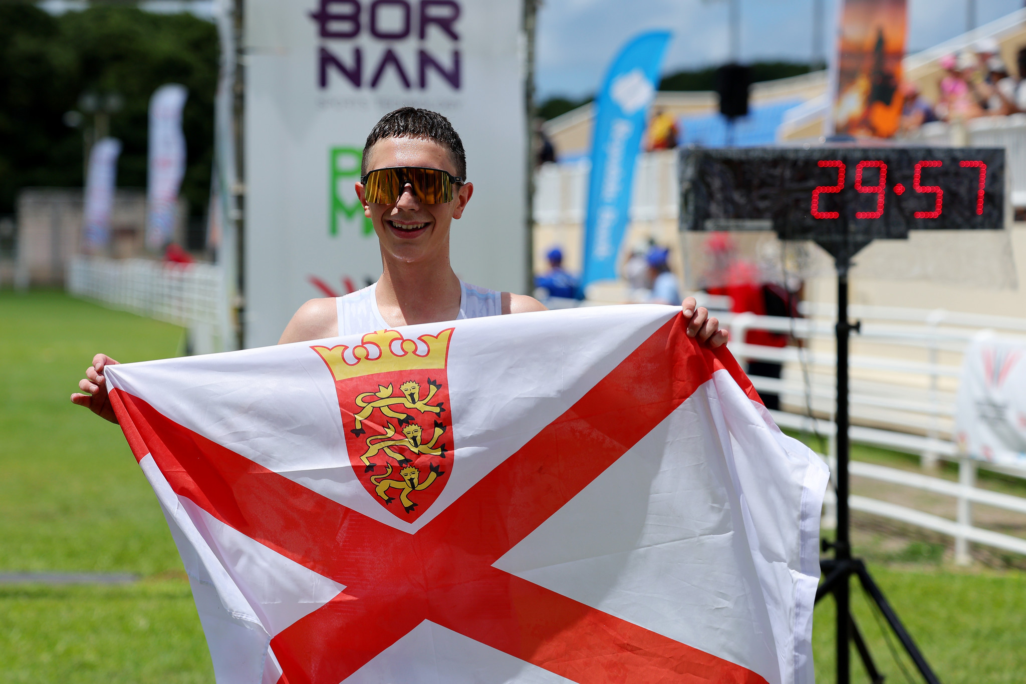 Luke Holmes triumphed for Jersey in the men's super sprint triathlon on day two at Trinbago 2023 ©Getty Images
