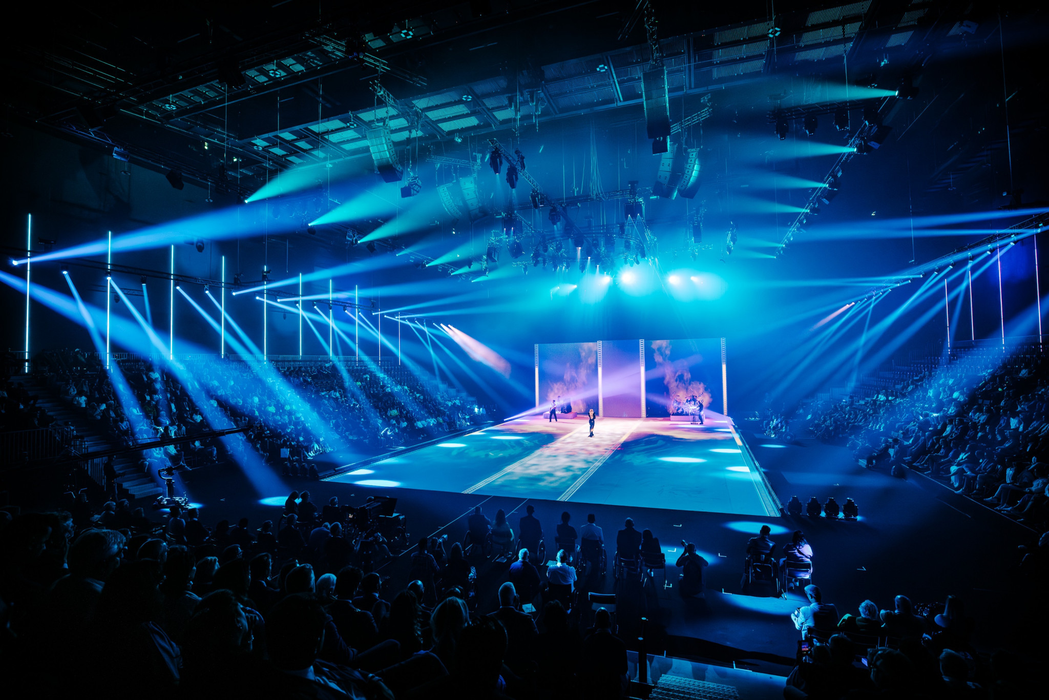 The LED floor and strobe lighting were used to great effect during the one-and-a-half-hour show ©EPC