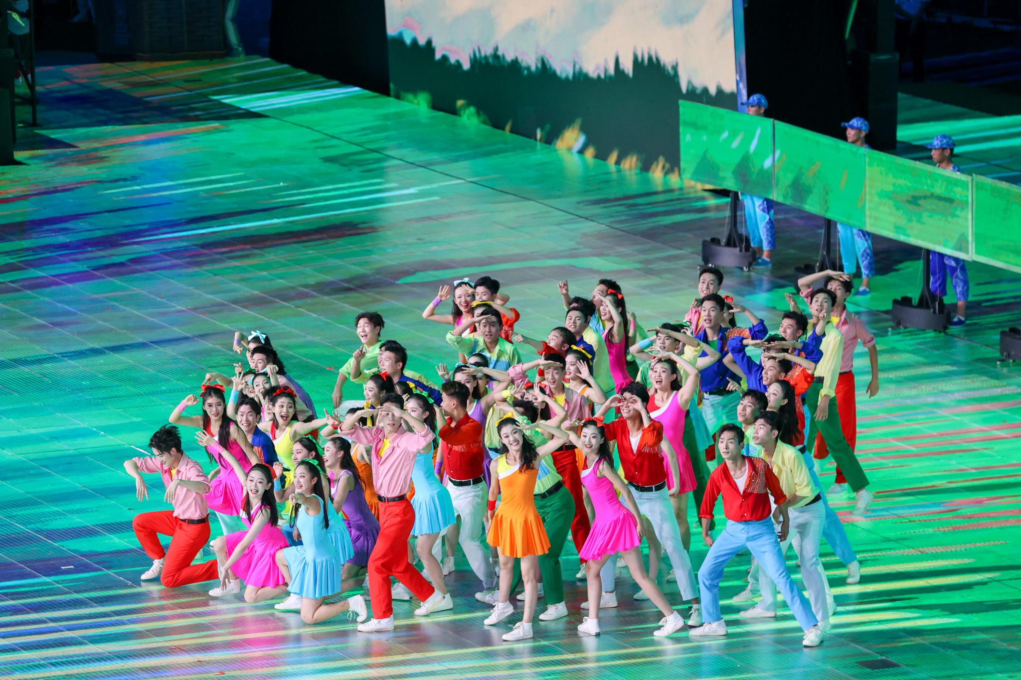 A gala performance is held as part of the Chengdu 2021 Closing Ceremony ©FISU