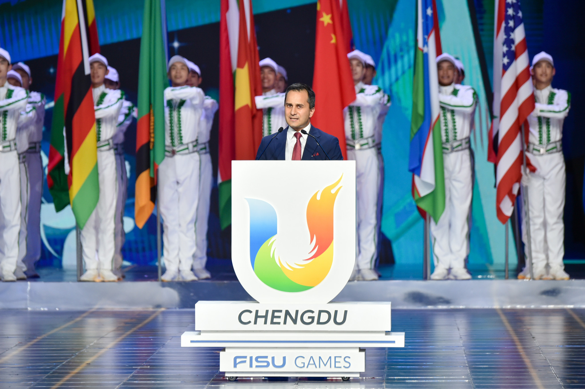 Mahmut Ozdemir, member of the German Bundestag and Parliamentary State Secretary in the Federal Ministry of the Interior and Community of Germany, speaks during the Closing Ceremony ©FISU