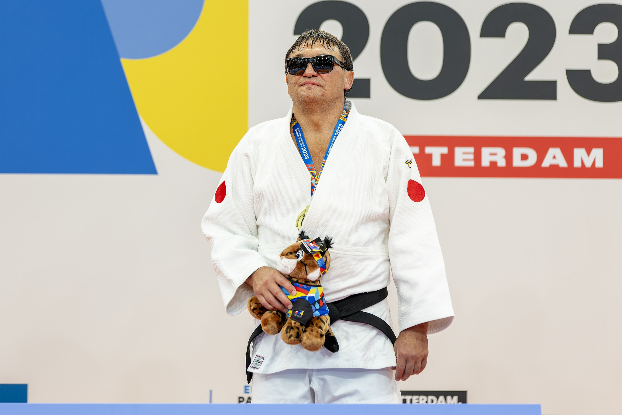 A fifth European title was sealed by Moldova's Oleg Crețul who continues to defy his age ©EPC