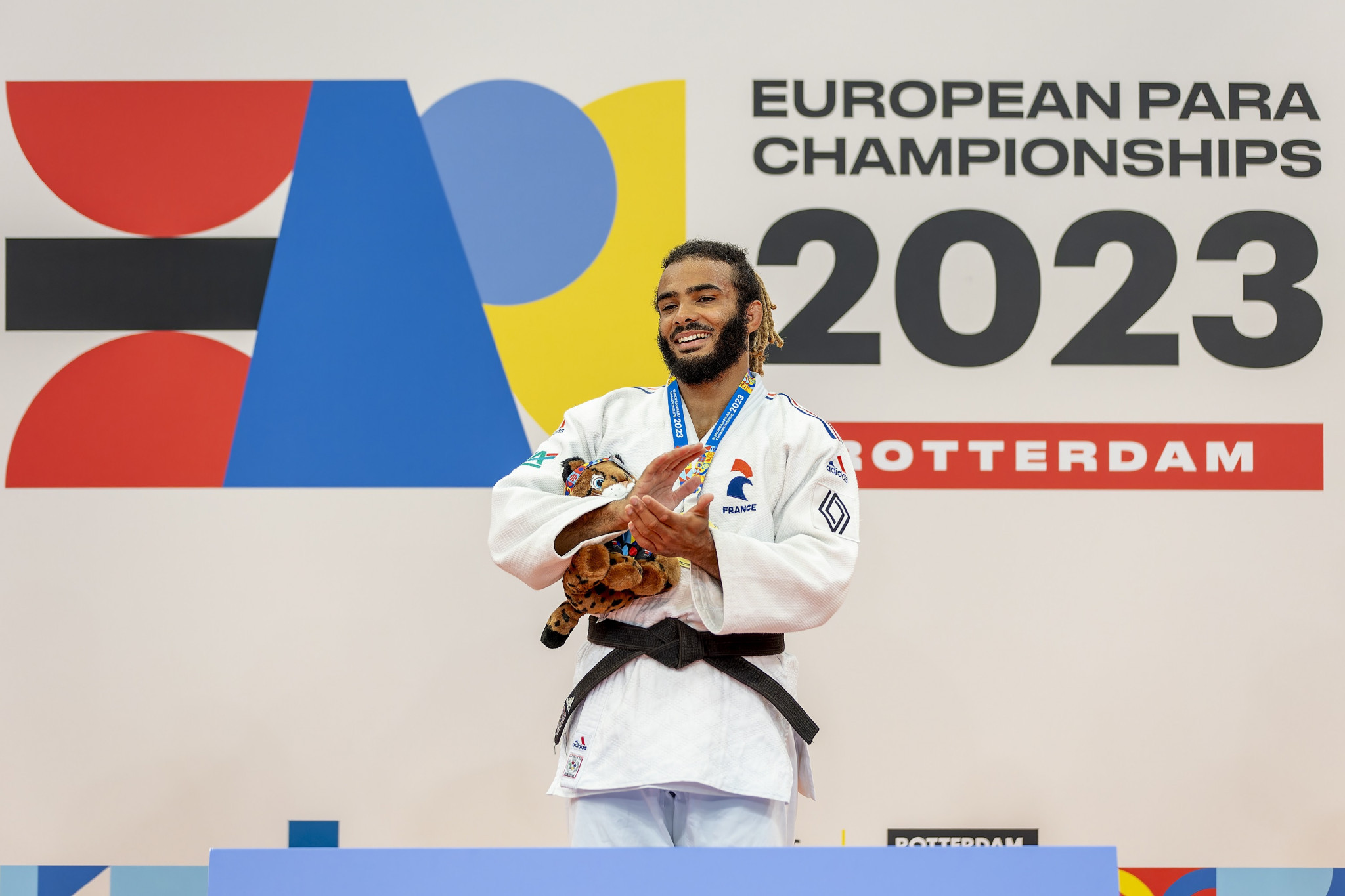 With a little more than one year to go until Paris hosts the Paralympics, Frenchman Hélios Latchoumanaya boosted his hopes of gold on home soil with victory in Rotterdam ©EPC