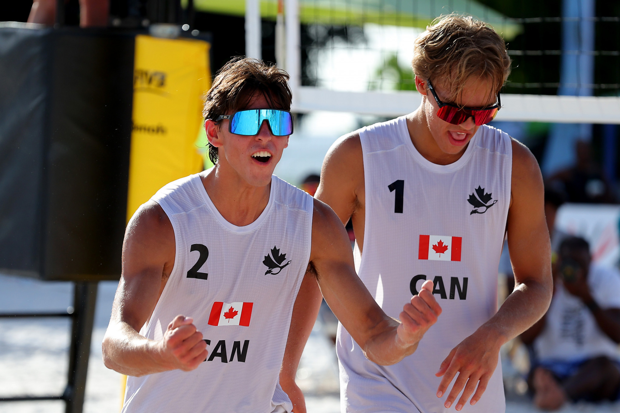 Oliver Toomes, left, and Andon Kiriakou, right, made it a beach volleyball double for Canada in the men's final against Peter Soczewka and Rob Morgan of England ©Getty Images