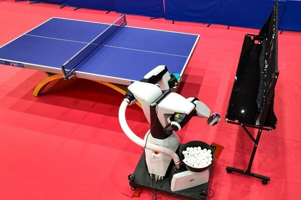 Robot cooks and table tennis assistants prove to be a hit at Chengdu 2021