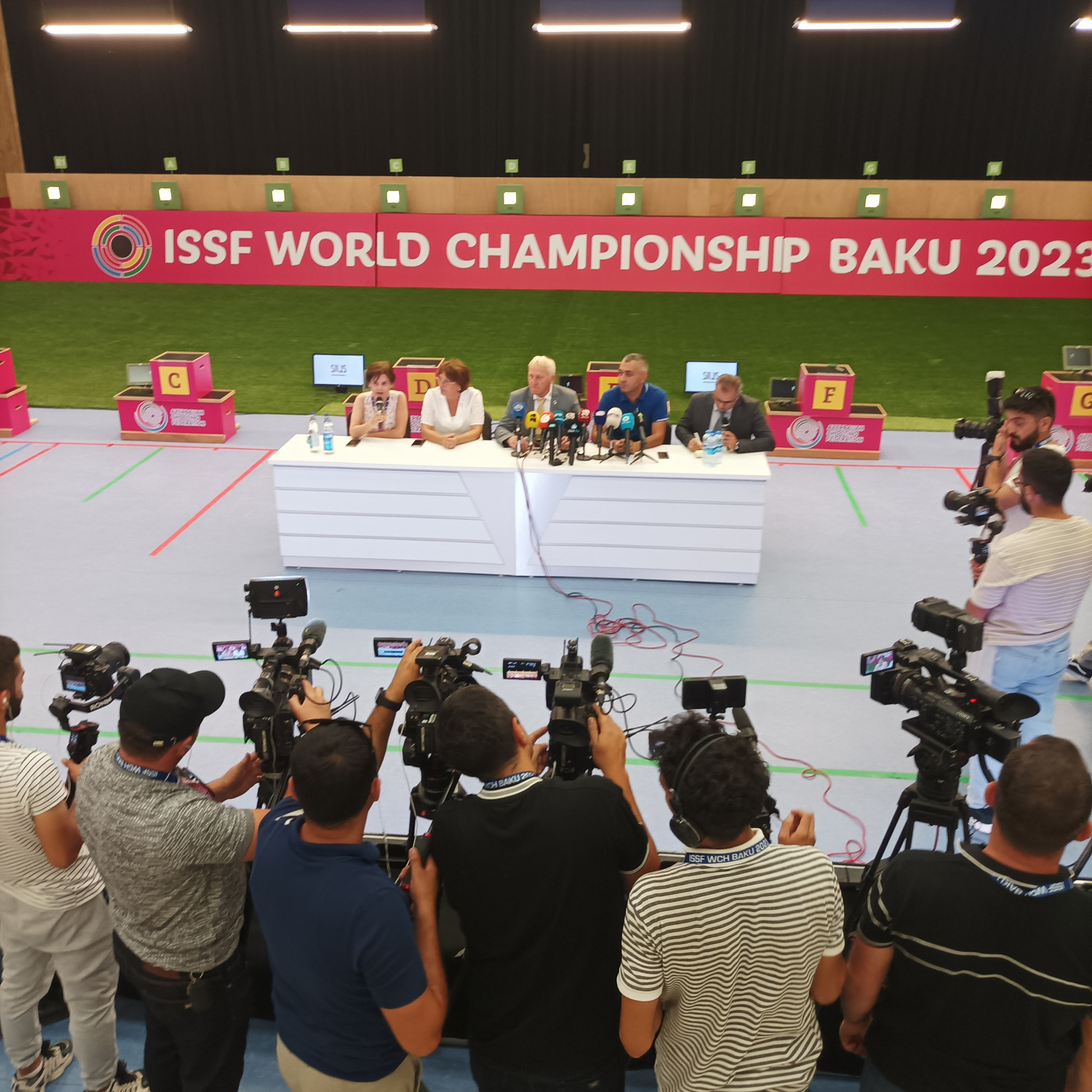 ISSF secretary general Willi Grill, centre, insisted that the World Championship Organising Committee had done everything to encourage Armenian participation in Baku ©ITG
