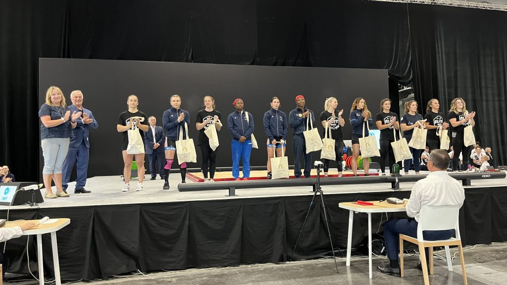A total of 25 French athletes took part in the weightlifting Paris 2024 operational test event ©IWF