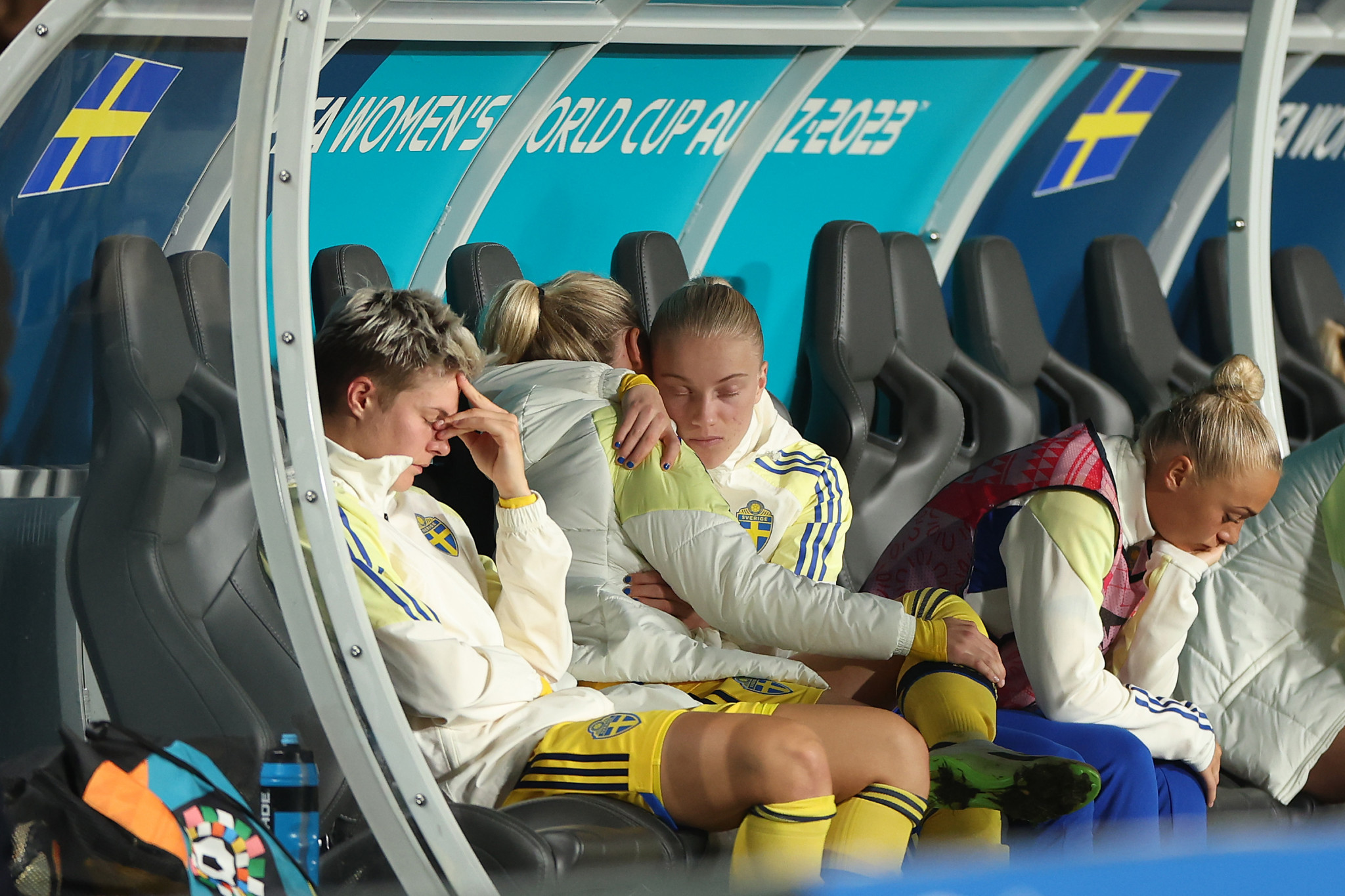 Sweden's players were left deflated after a rollercoaster final ten minutes, which featured three goals ©Getty Images 