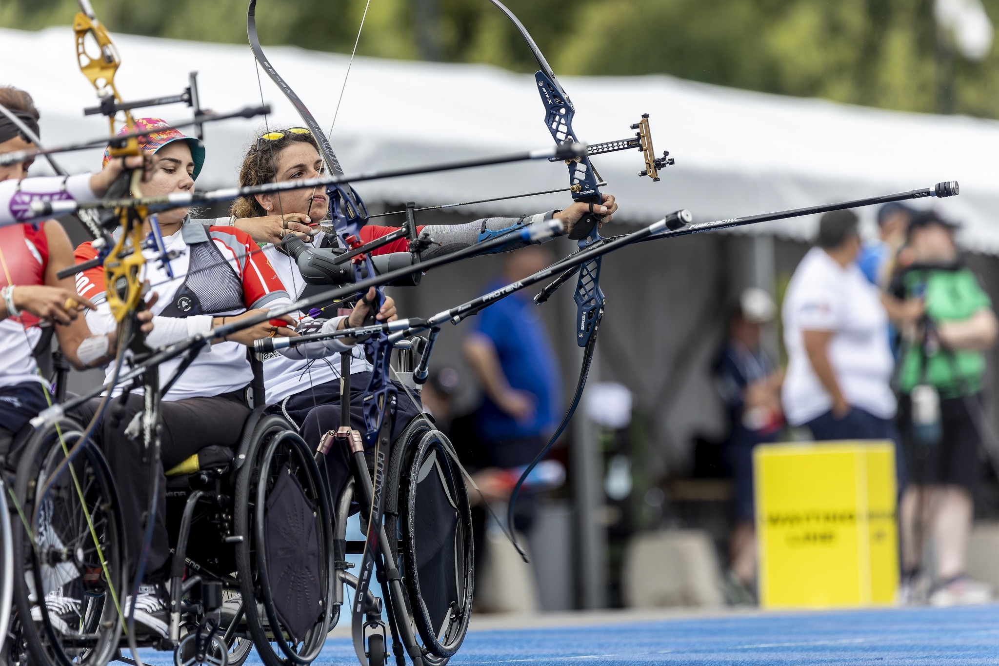 The qualifying rounds of the Para archery competition took place in a car park that had been turned into a target range outside the Rotterdam Ahoy ©EPC