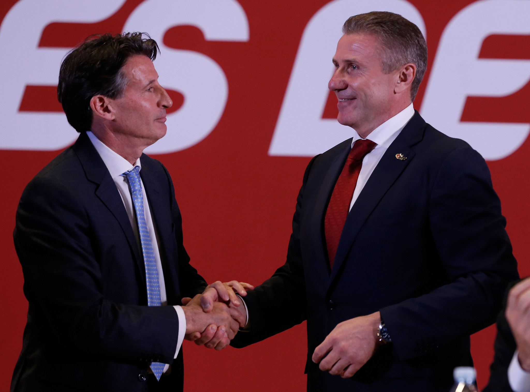 Sergey Bubka, right, beaten by Sebasitan Coe, left, for President of World Athletics in Beijing in 2015, is not standing for re-election after his close links to Russia were exposed ©Getty Images