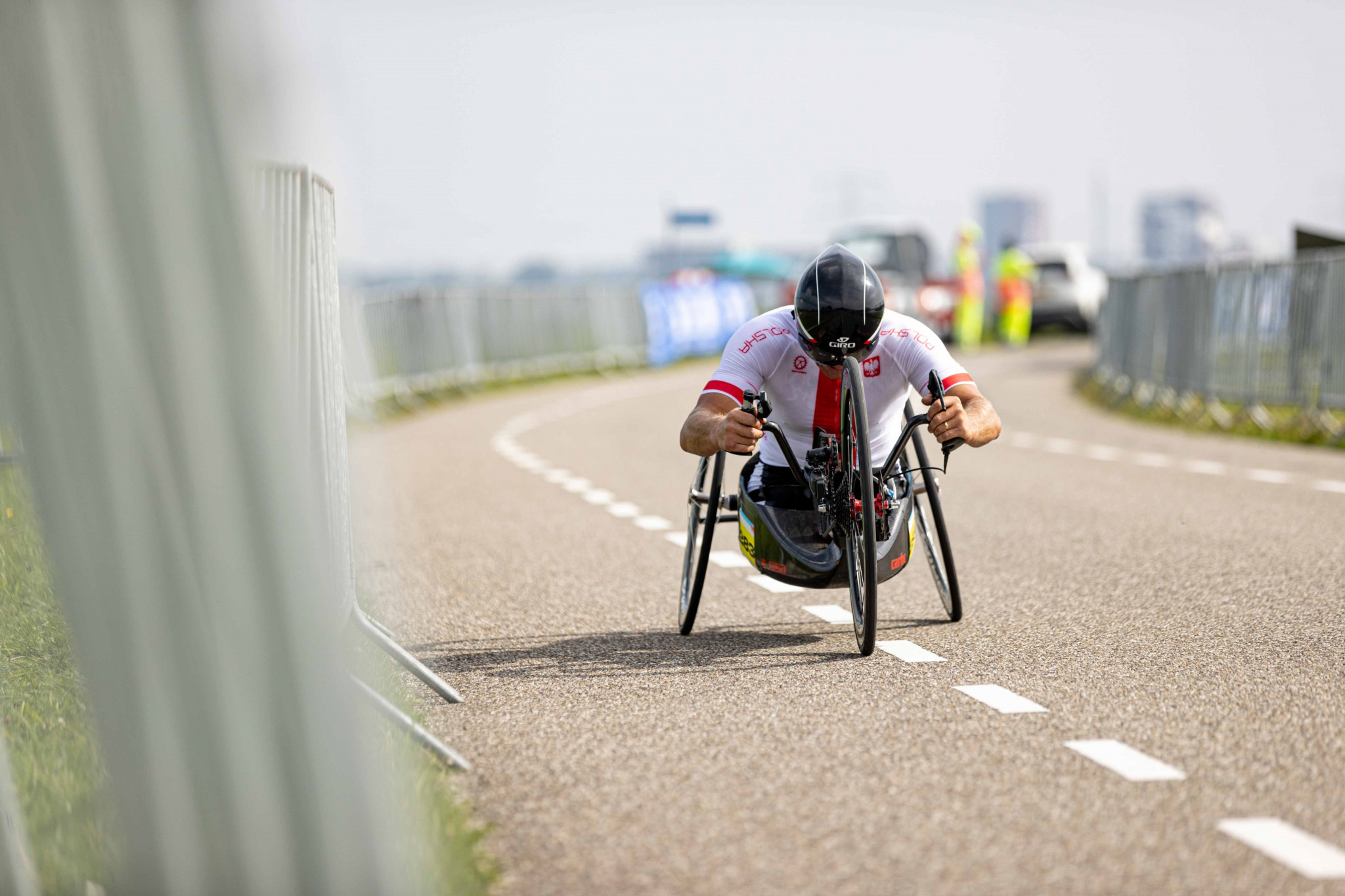 A cyclist drives forward on a packed day of Para cycling action at the European Para Championships ©EPC