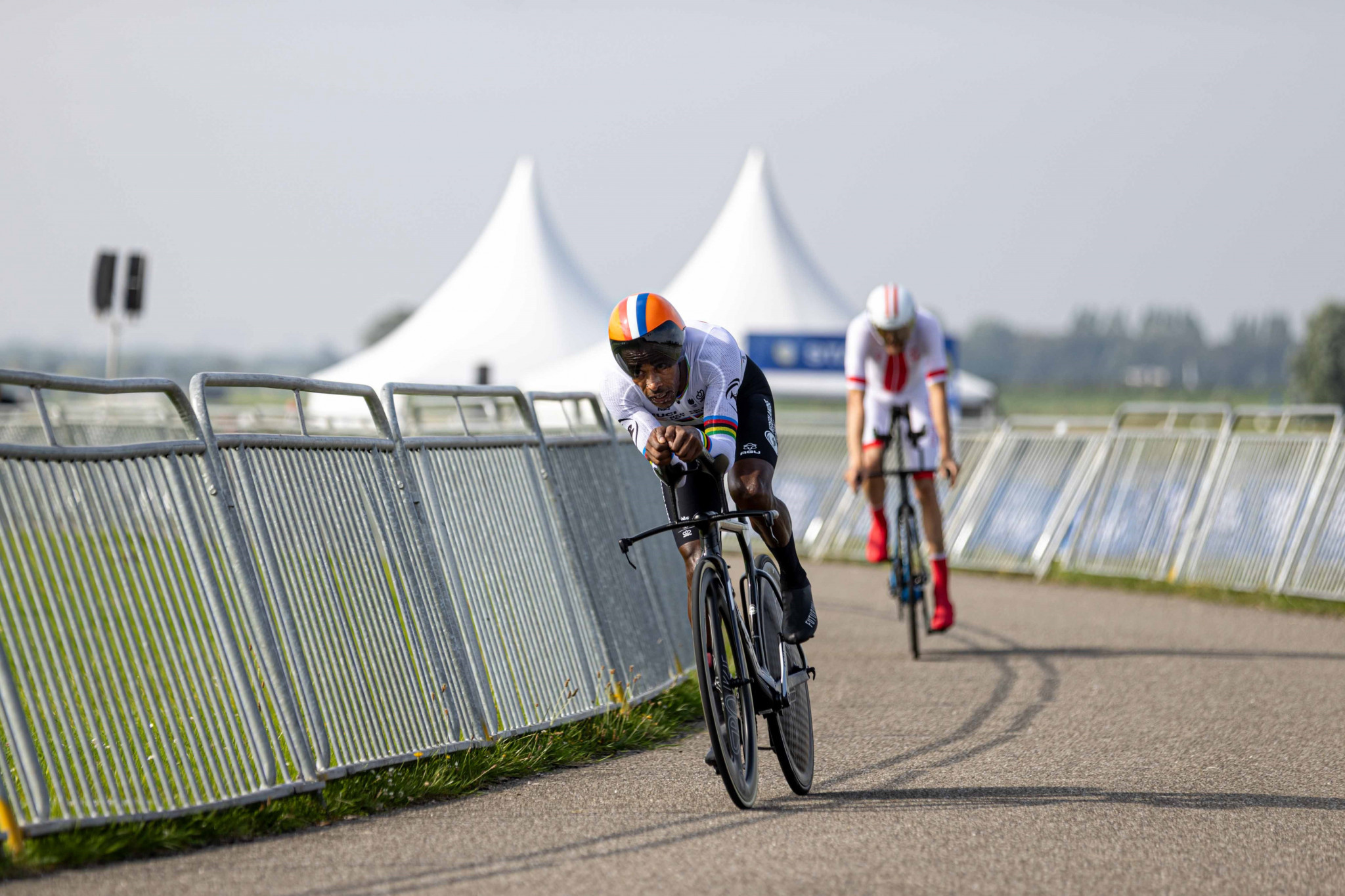 After missing out on a medal yesterday, the Dutch Para cycling team delivered several titles today ©EPC