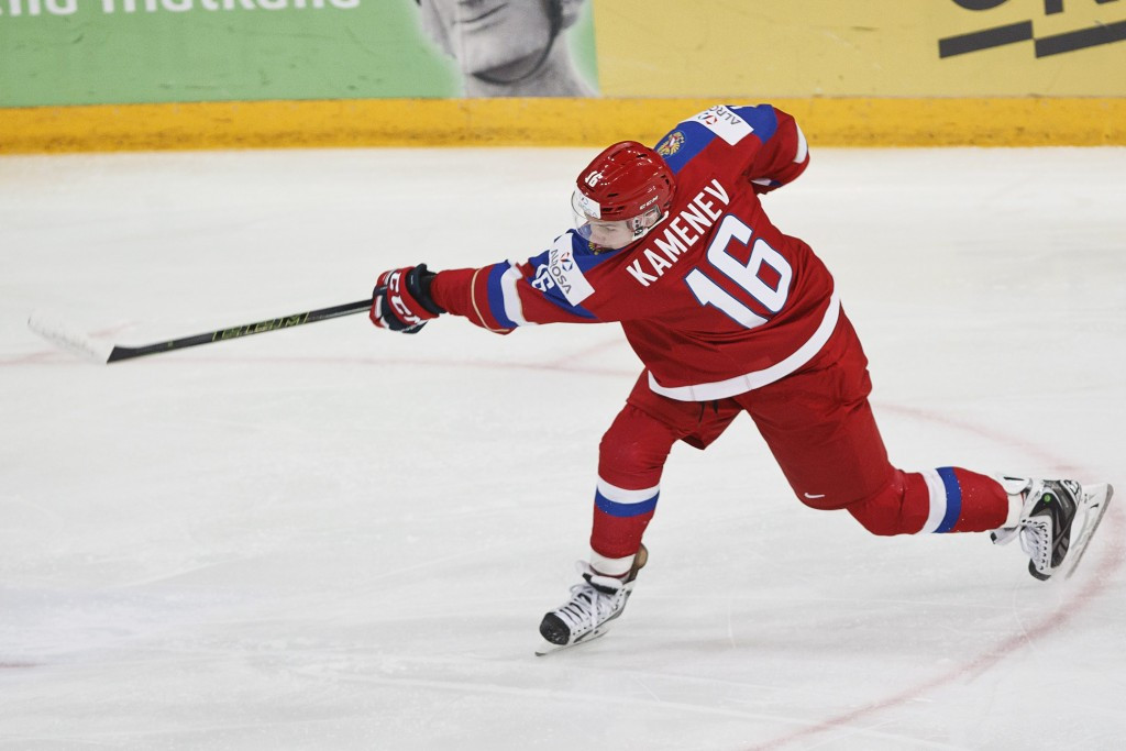 Russian ice hockey captain banned after official left with scar