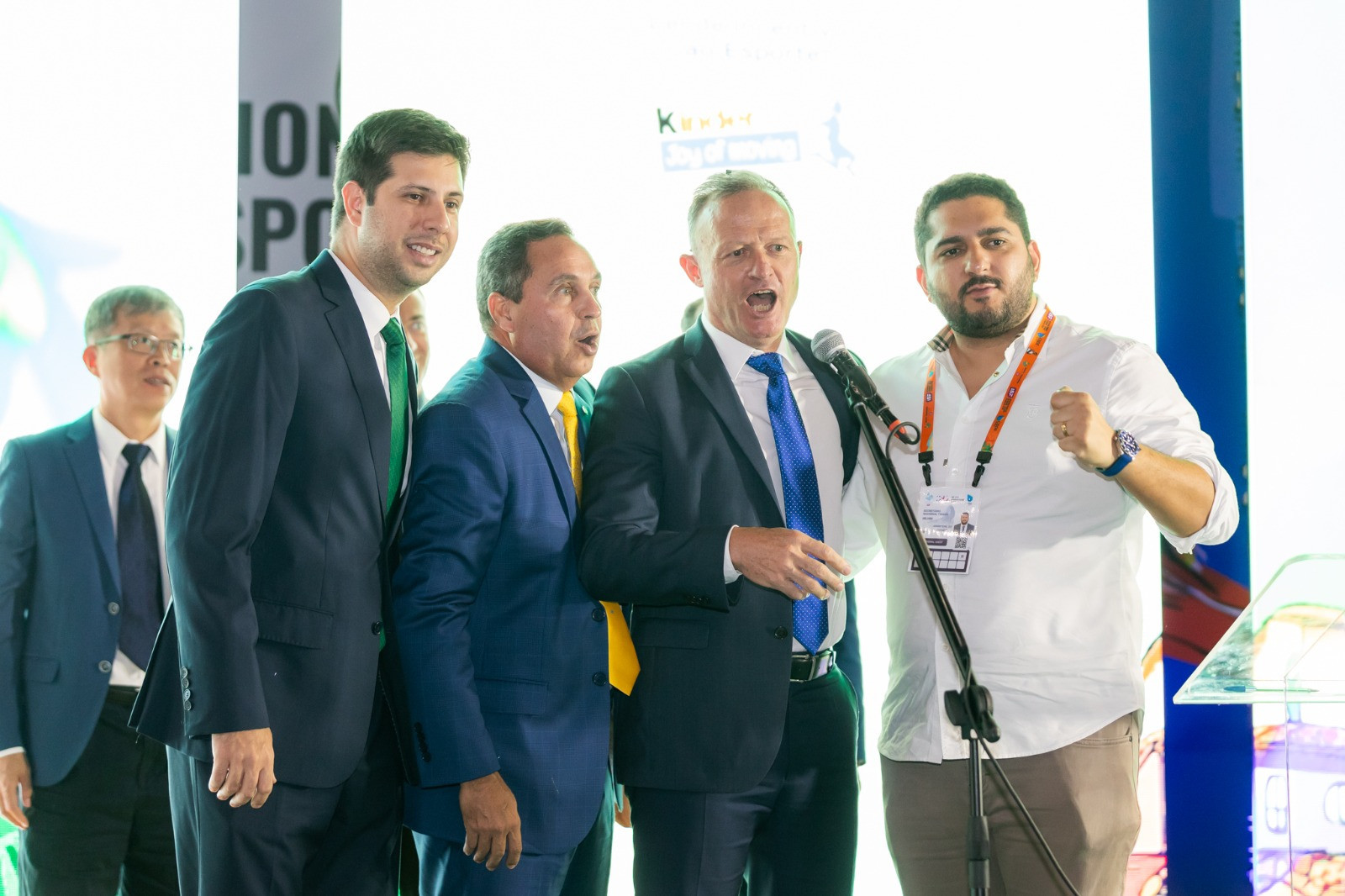 ISF President Laurent Petrynka, second from right, declared the U15 Gymnasiade 2023 open ©ISF