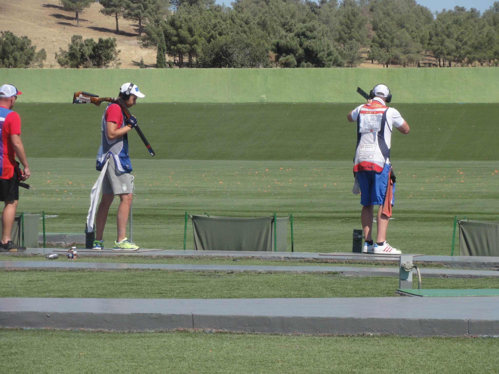 Competitors will shoot a further two rounds tomorrow to decide which six shooters advance to the final in both men and women's trap ©ITG