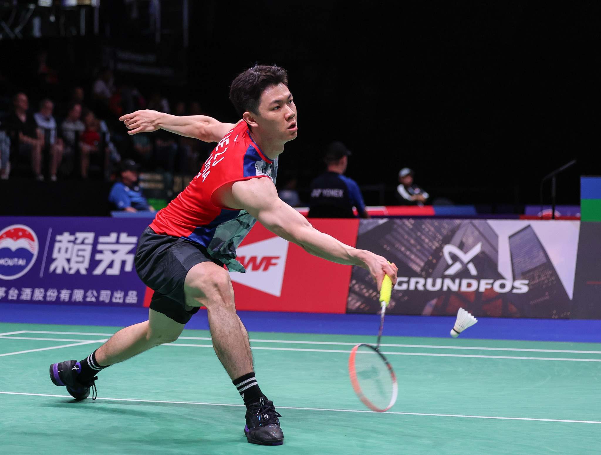 Lee Zii Jia of Malaysia saw off Canada’s Brian Yang to advance to the third round ©Badmintonphoto