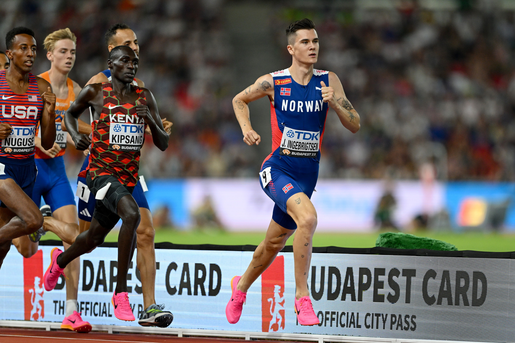 Norway's Jakob Ingebrigtsen, right, had led for most of the men's 1500m final but had to settle for silver for the second year running ©Getty Images