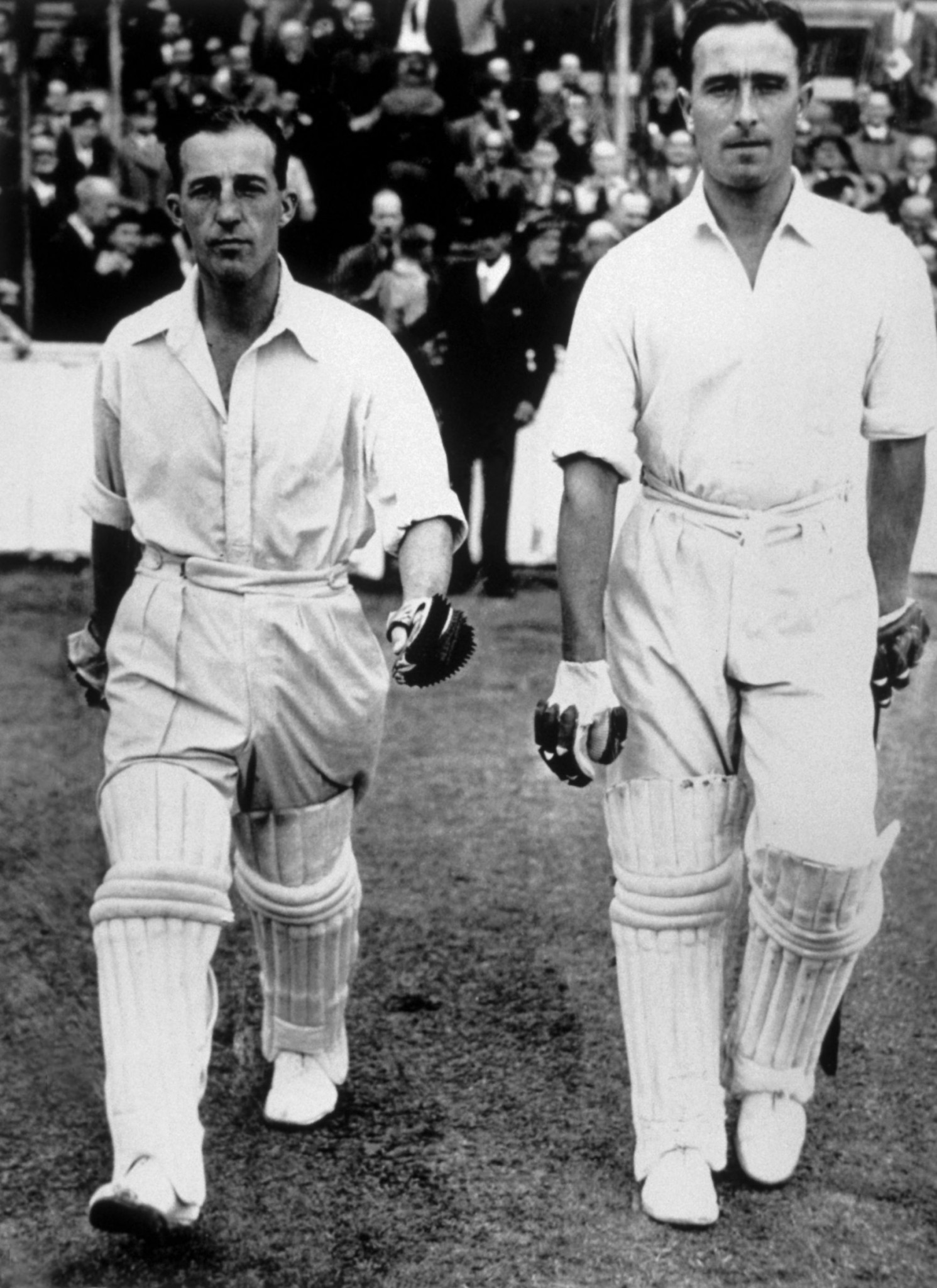 In the years immediately after the Second World War, stars such as Bill Edrich and Denis Compton attracted huge crowds to watch cricket ©Getty Images