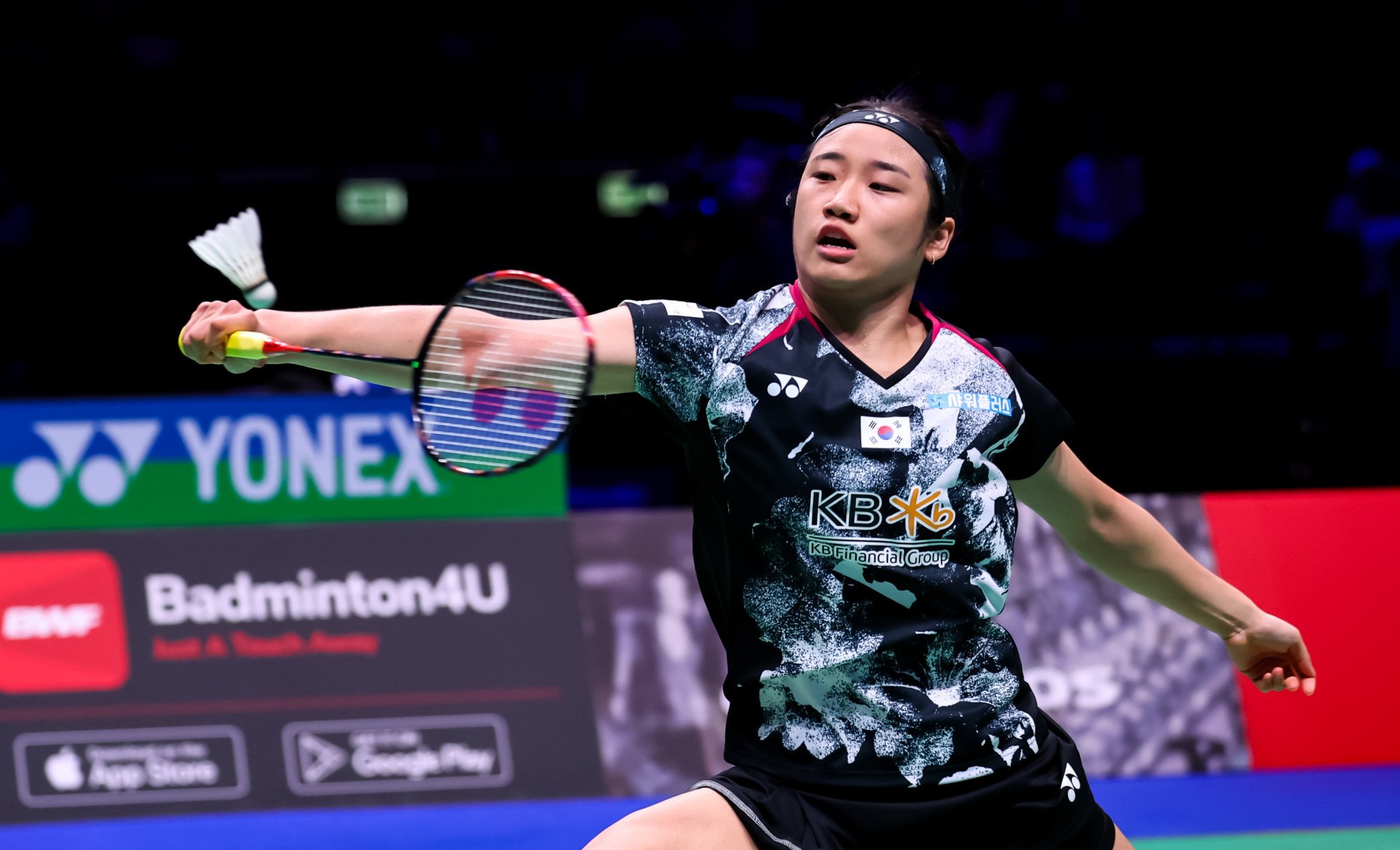 South Korea's top seed An Se-young showed her class in a one-sided women's singles final ©Badmintonphoto