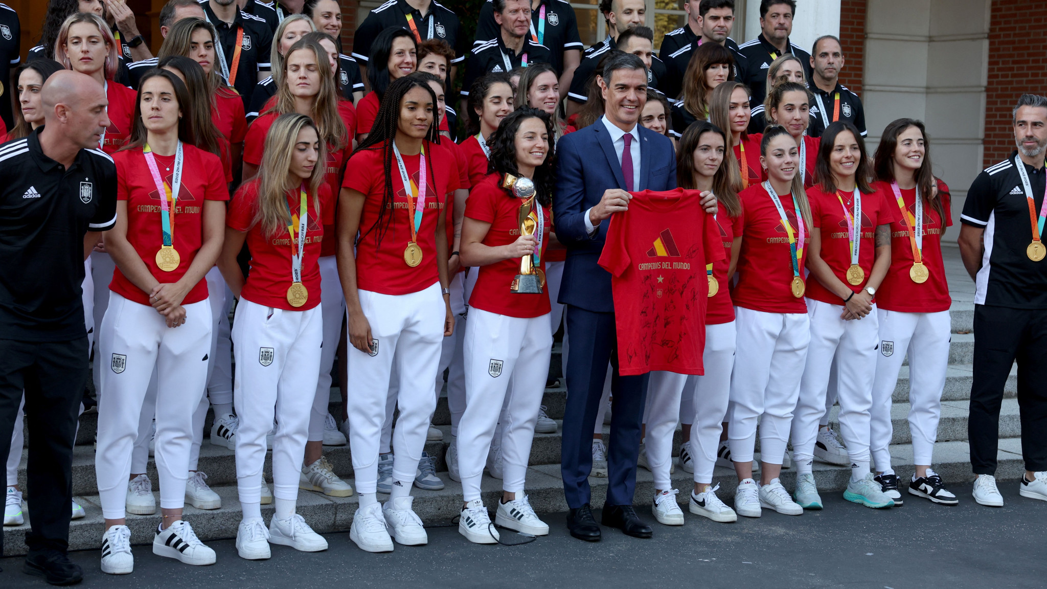 Spain's FIFA Women's World Cup-winning players have all vowed not to play for the country again while Luis Rubiales, furthest left, remains RFEF President ©Getty Images